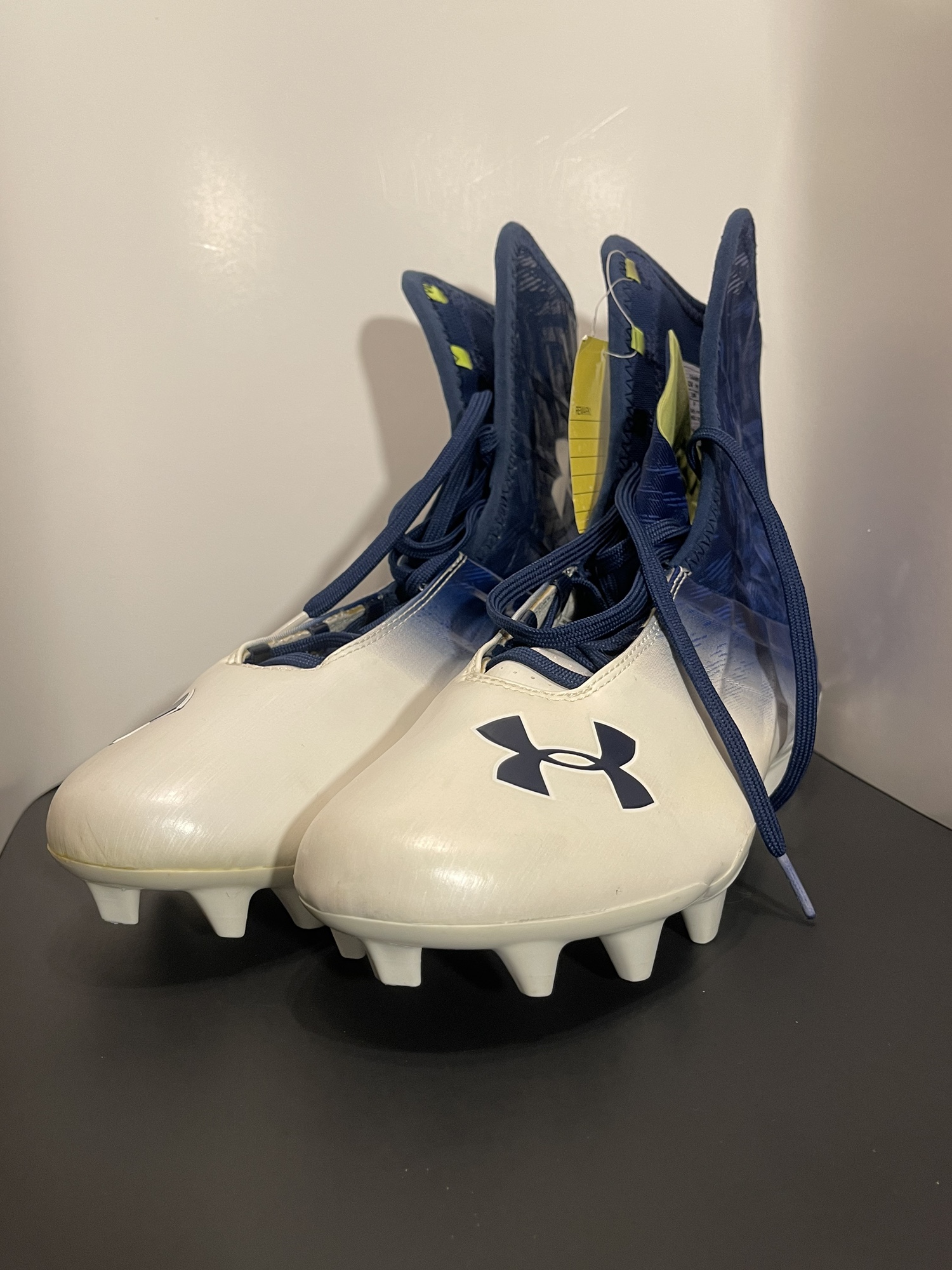 under armour track cleats