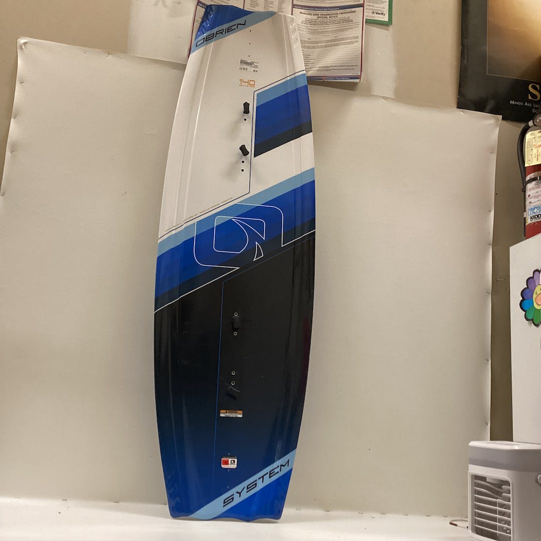 Used O'brien System 140 140 Cm Wakeboards SidelineSwap