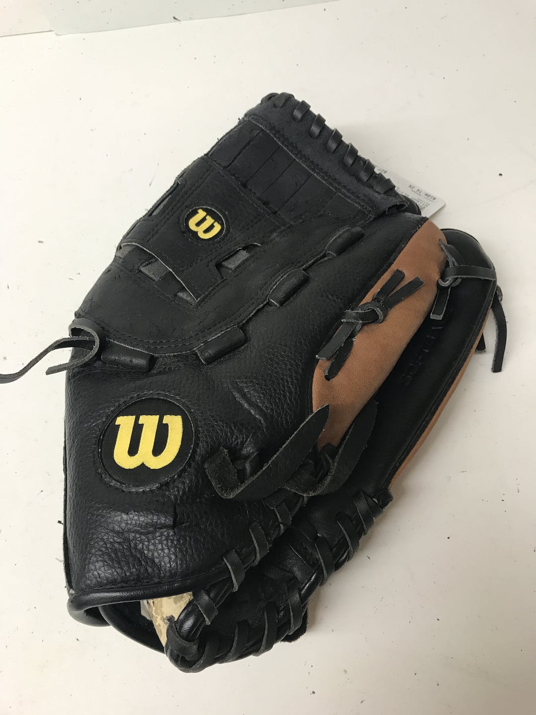 Used Wilson Elite Softball 14" Fielders Gloves SidelineSwap