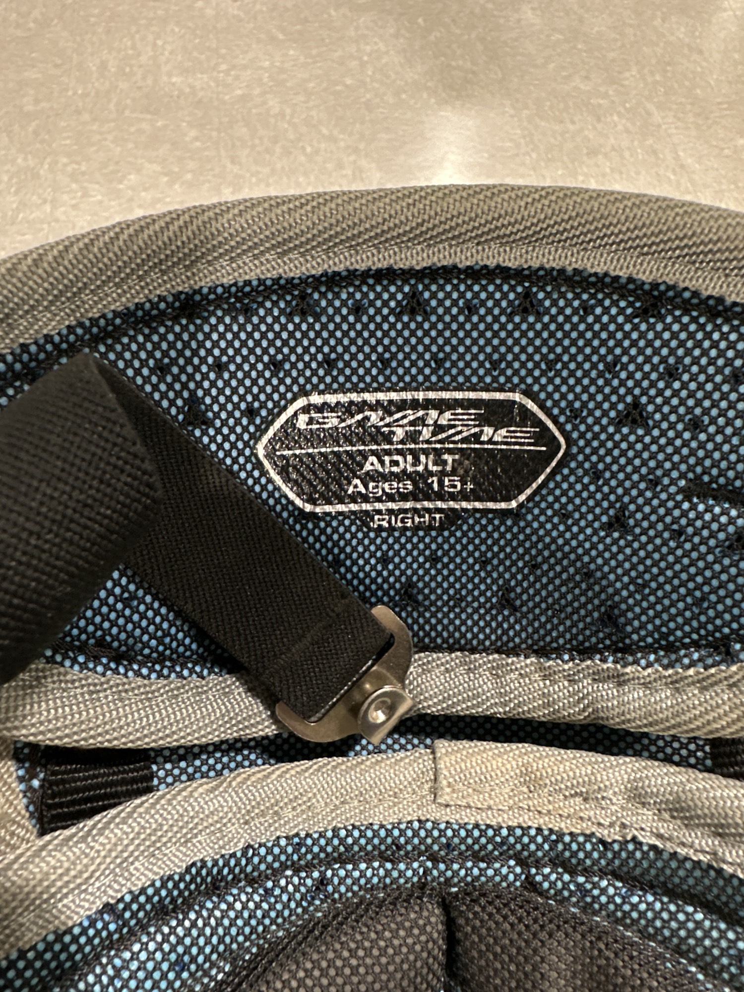 Used Easton Gametime Catcher's Set (Chest Protector and Shin Pads