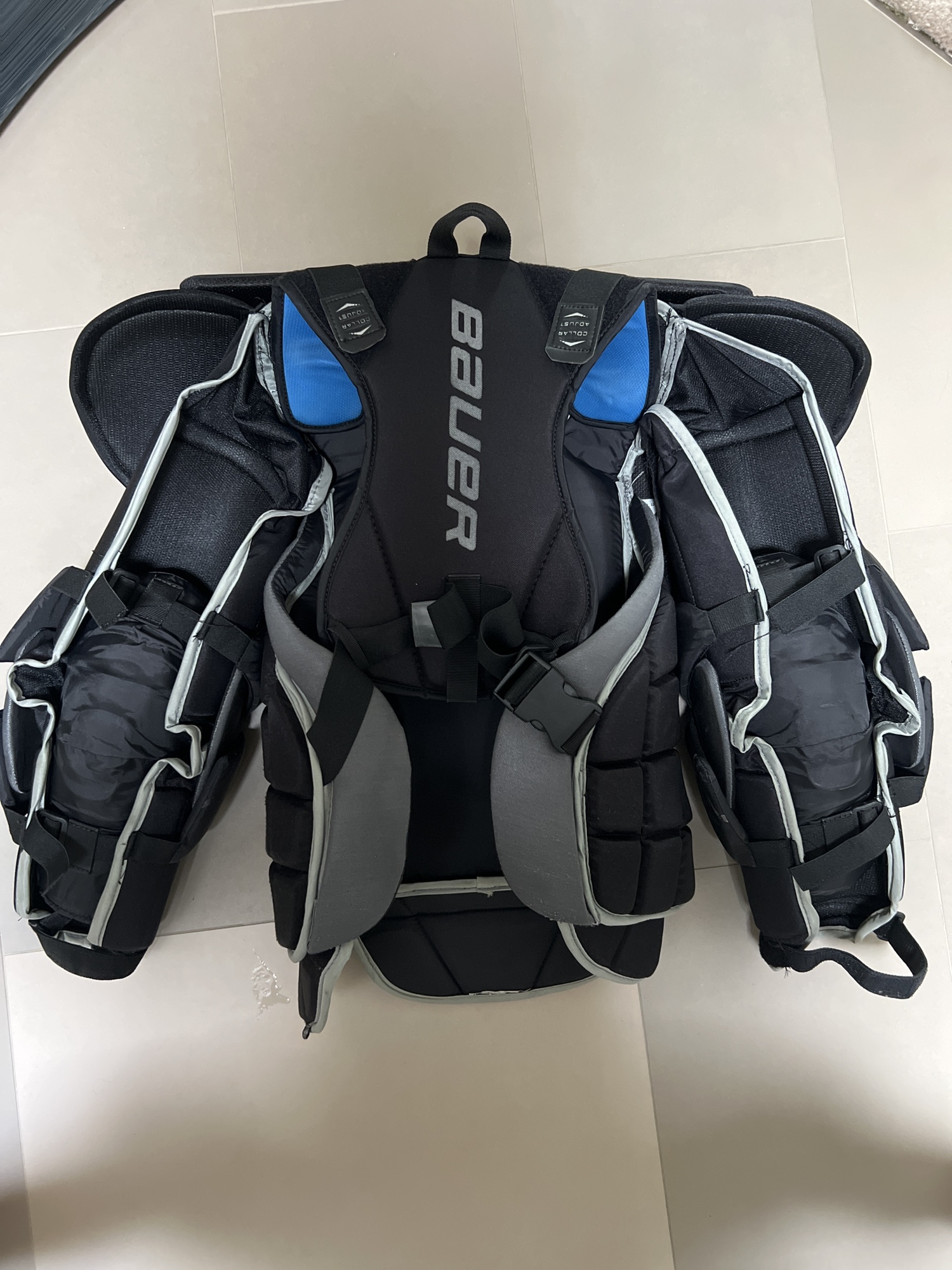 Used Medium Bauer GSX Goalie Chest Protector SidelineSwap