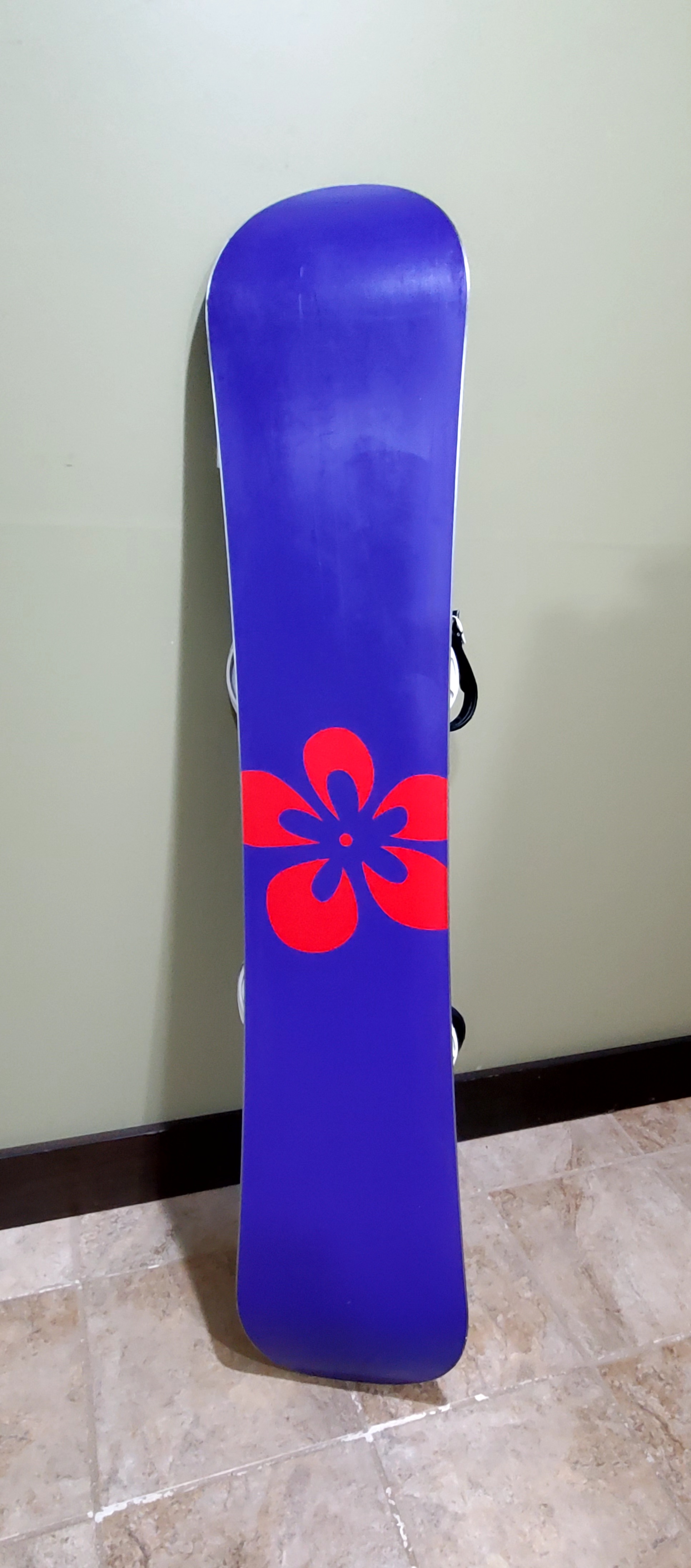 Used Women's 5150 Empress Snowboard Freestyle With Bindings SidelineSwap