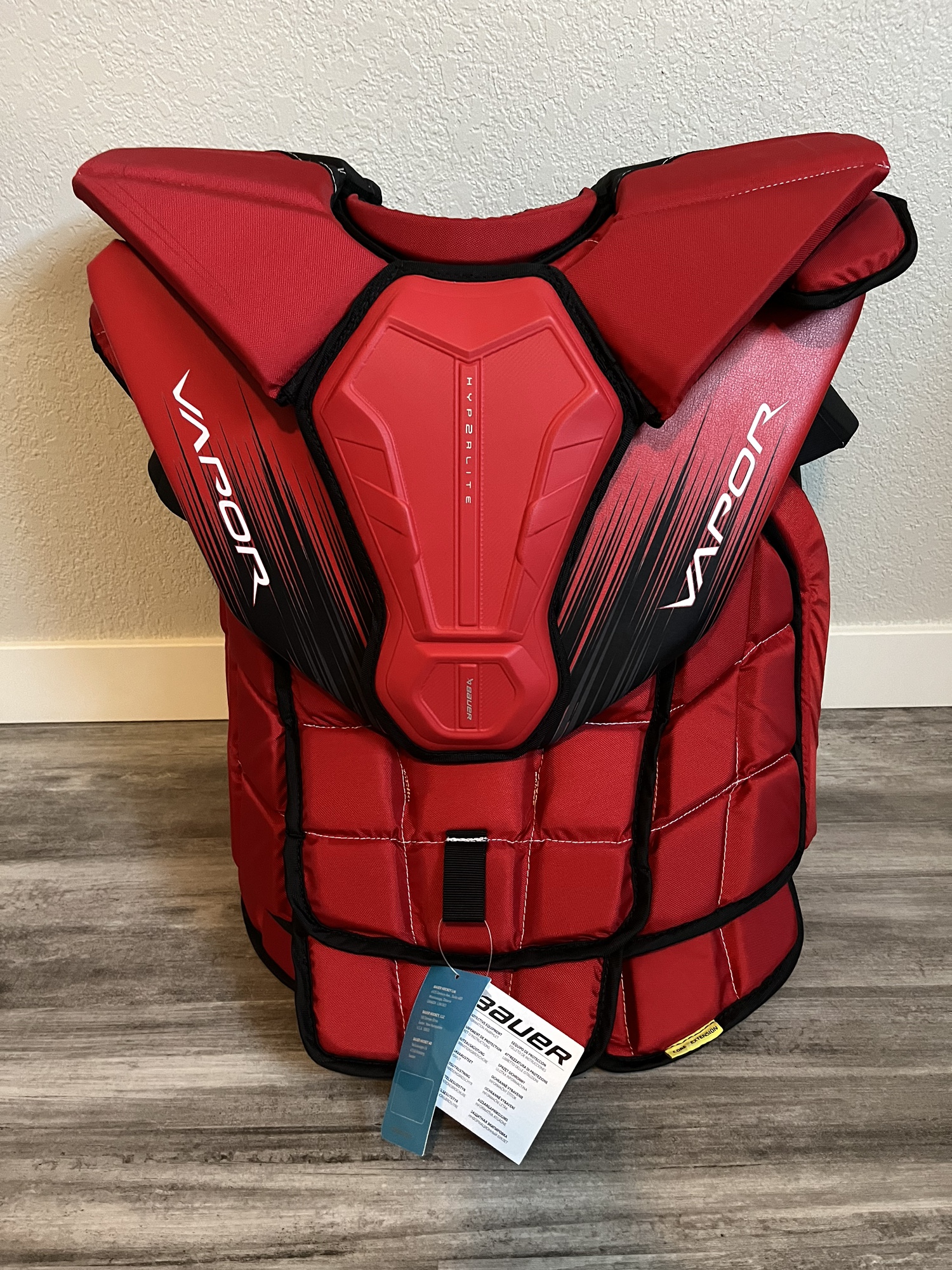 Brand New Bauer Vapor Hyperlite 2 Custom Chest Protector Medium