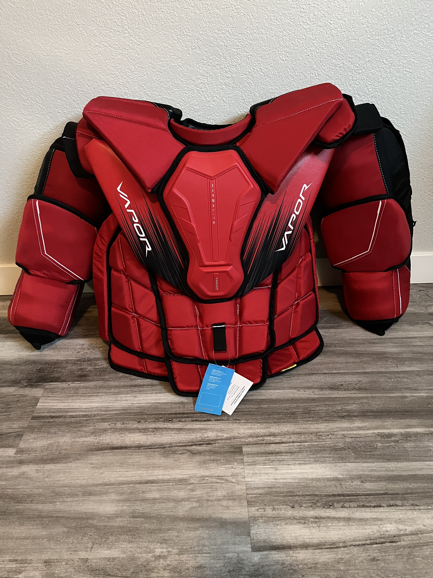 Brand New Bauer Vapor Hyperlite 2 Custom Chest Protector Medium