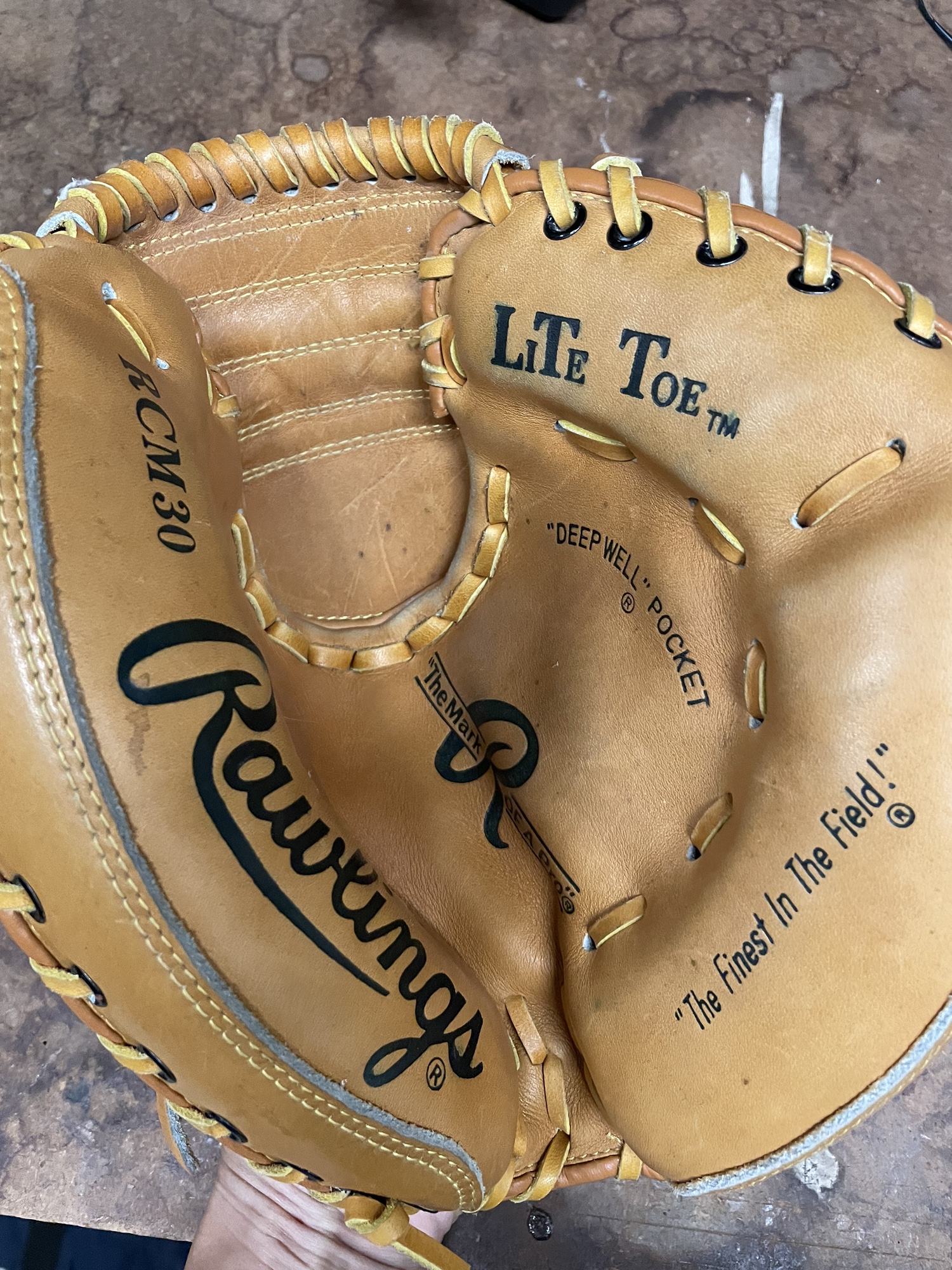 Rawlings Catcher's RCM30 Glove SidelineSwap
