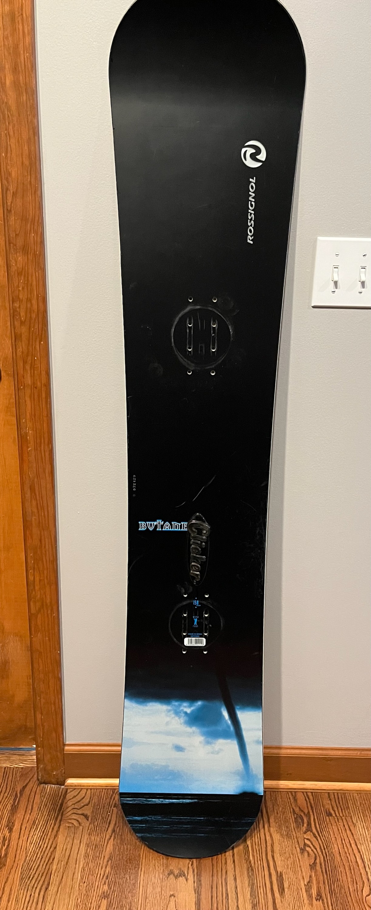 Used Unisex Snowboard All Mountain Without Bindings SidelineSwap