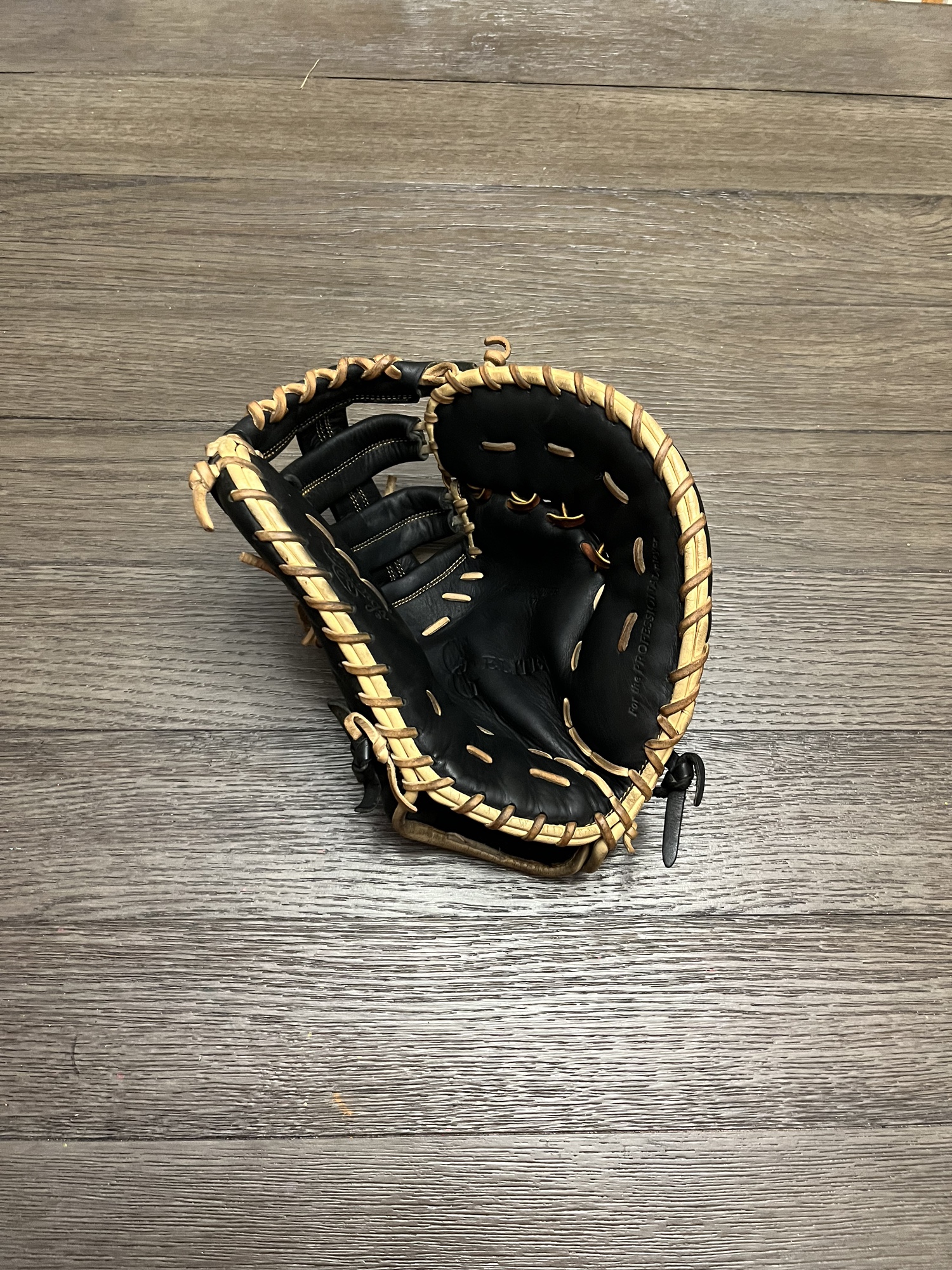 Rawlings Gold Glove Elite 13” First Base Mitt SidelineSwap