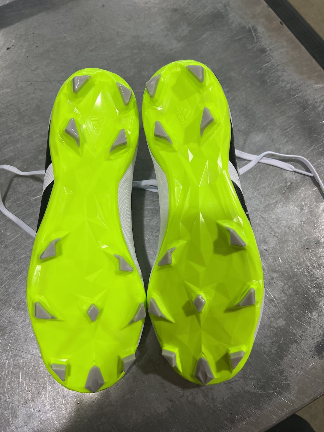 Used Adidas Senior 9.5 Cleat Soccer Outdoor Cleats SidelineSwap