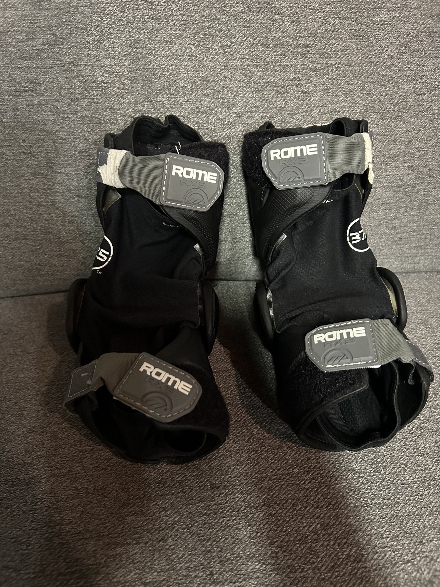 Lightly Used Black Maverik Rome RX3 Arm Guards SidelineSwap