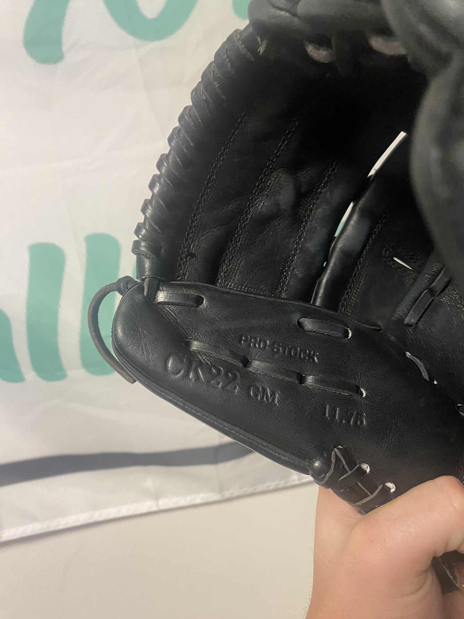 Wilson A2000 CK22 11.75” Great Condition SidelineSwap