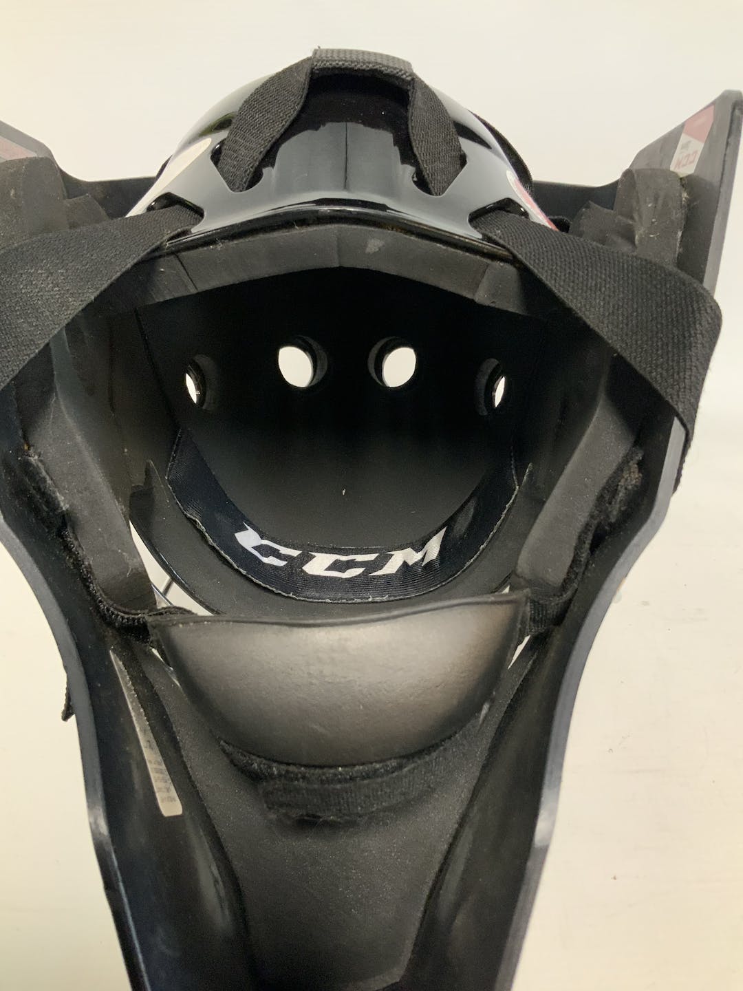 Used Ccm Gf 7000 Md Goalie Helmets And Masks SidelineSwap