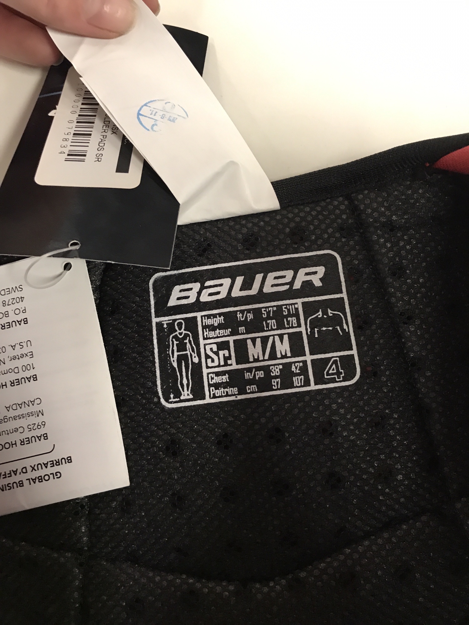 New Medium Bauer NSX Shoulder Pads SidelineSwap