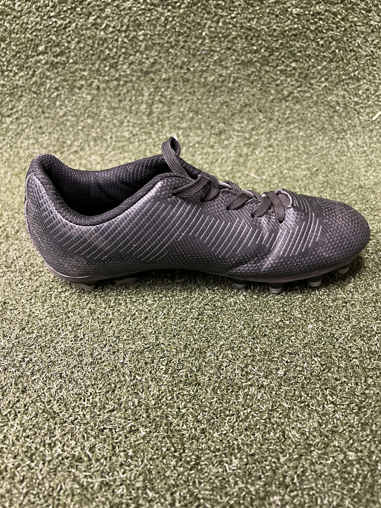 buy used soccer cleats