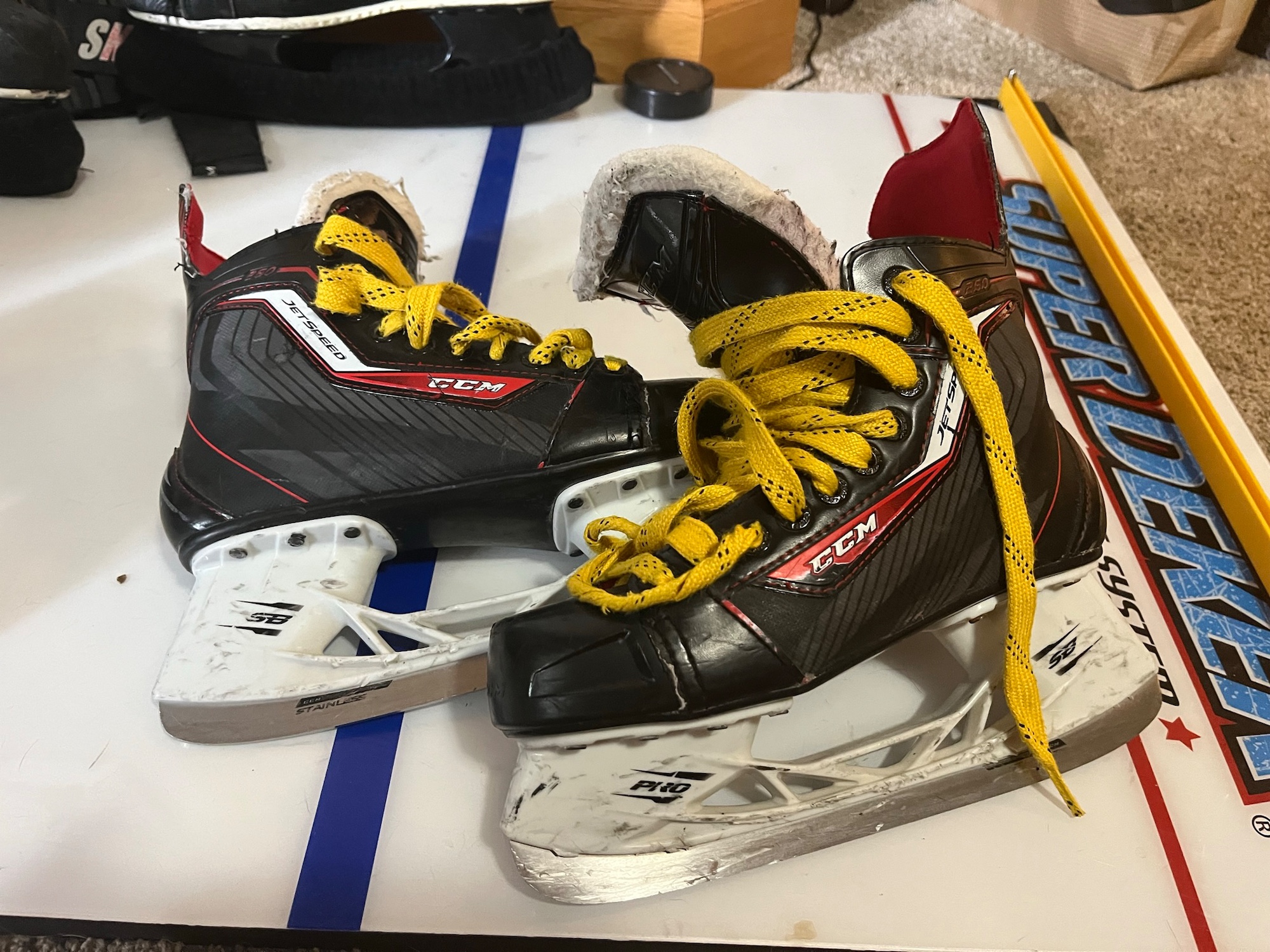 Junior Hockey Gear Shin Pads & CCM Skates 5 SidelineSwap