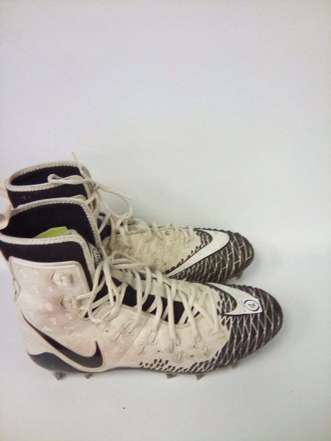 Used Nike Senior 12 Football Cleats SidelineSwap