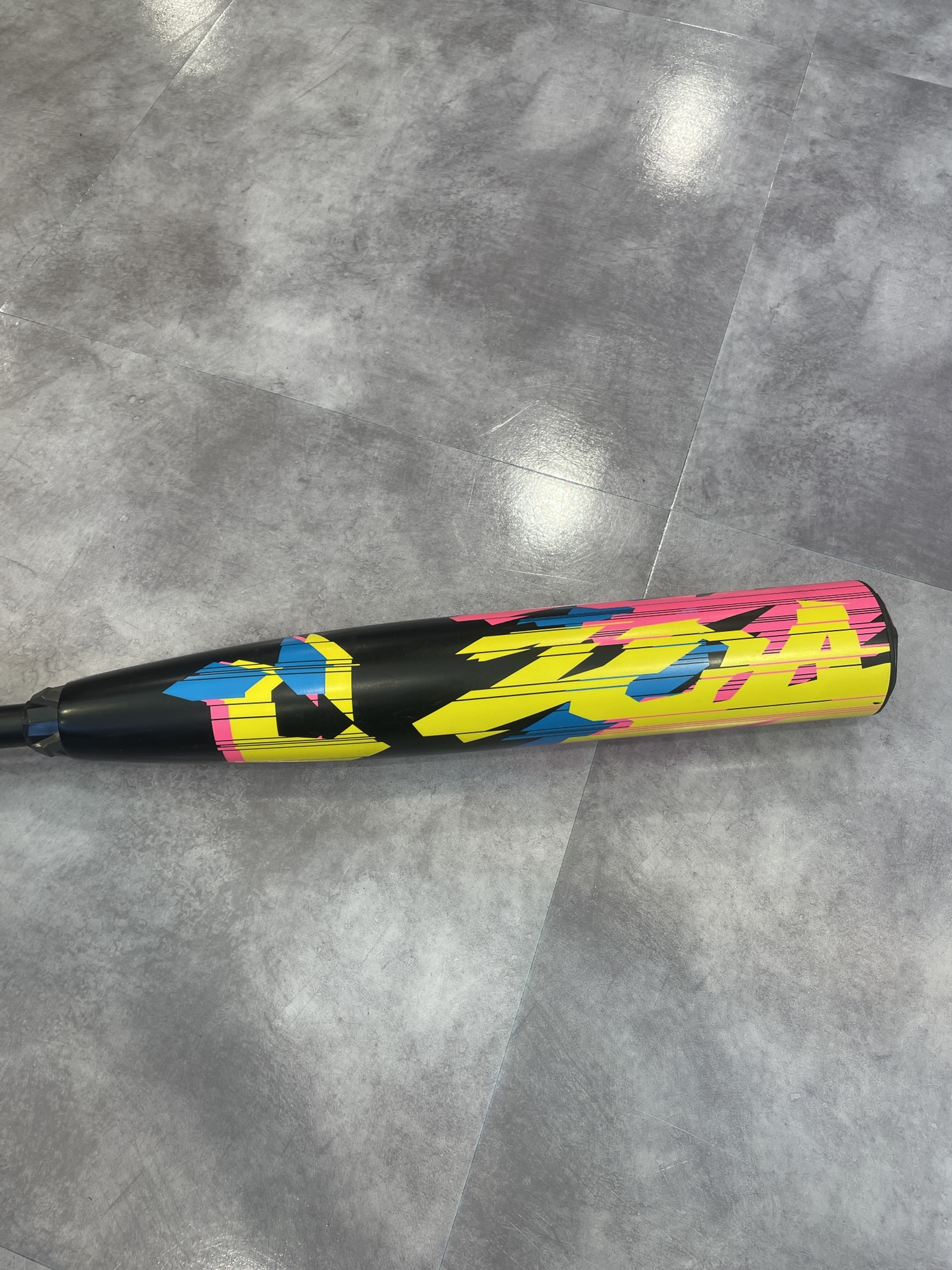 Used USSSA Certified 2023 DeMarini Zoa Glitch Composite Bat 8 23OZ 31