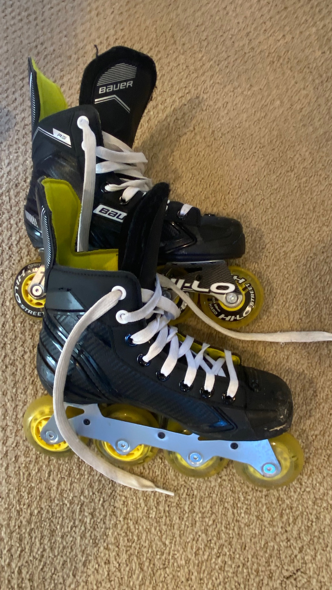 Almost new Bauer Roller Skates RS …Size 2.5 SidelineSwap