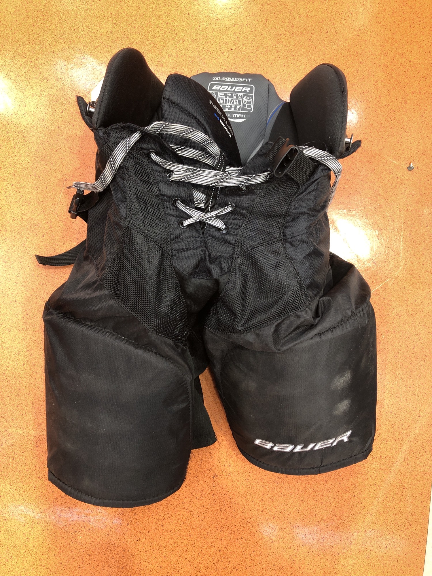 Used Junior Large Bauer Nexus N8000 Hockey Pants SidelineSwap