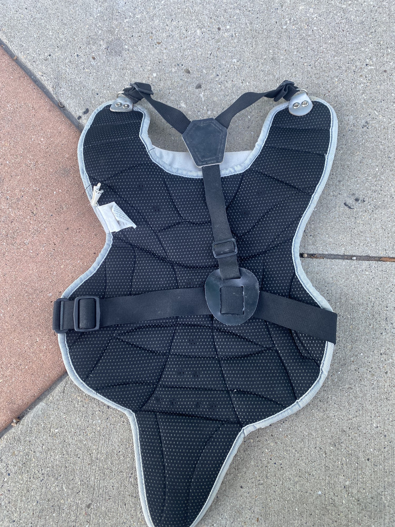 Used Easton Catcher's Chest Protector SidelineSwap