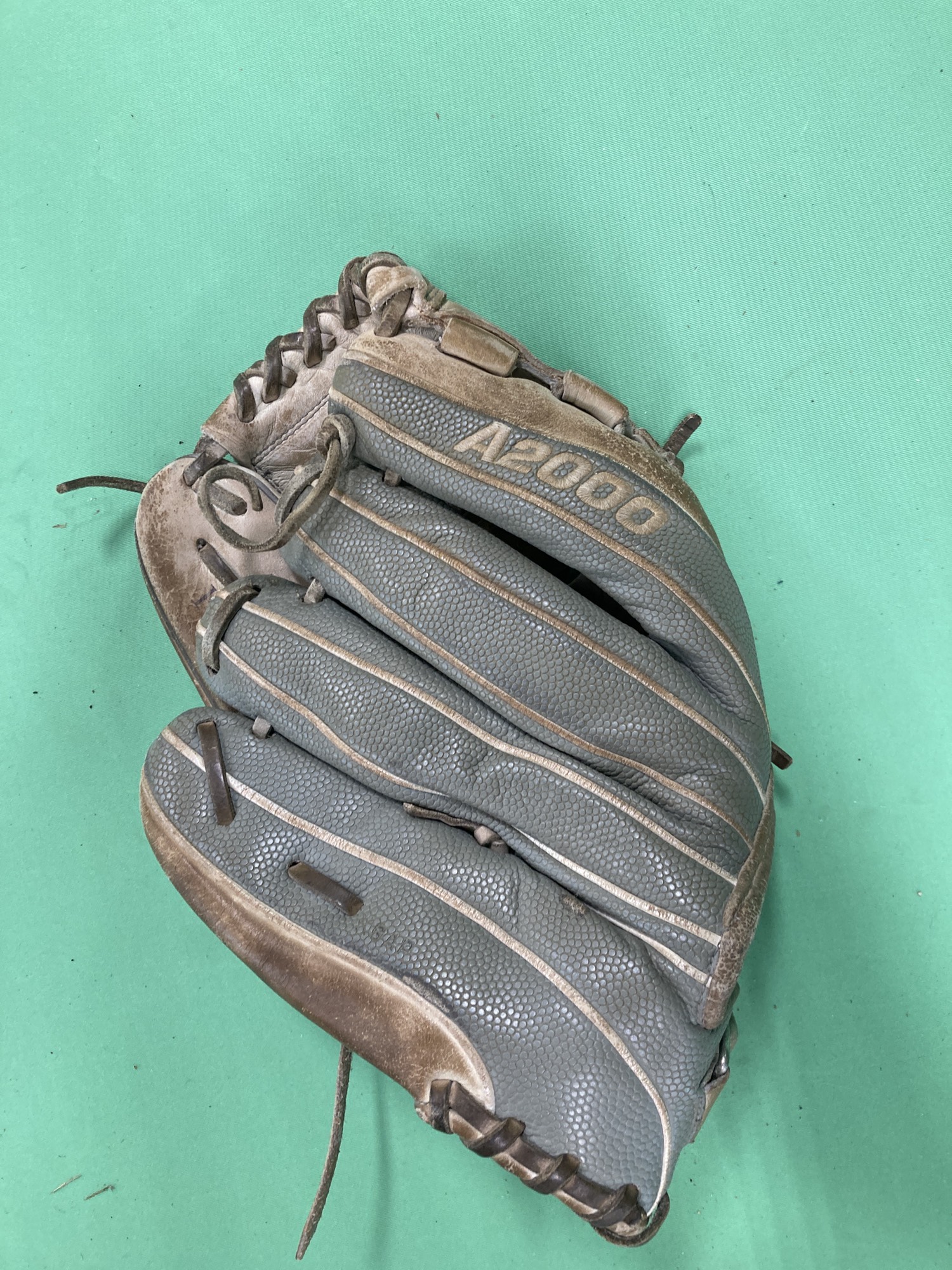 Used Wilson A2000 Right Hand Throw Infield Softball Glove 12