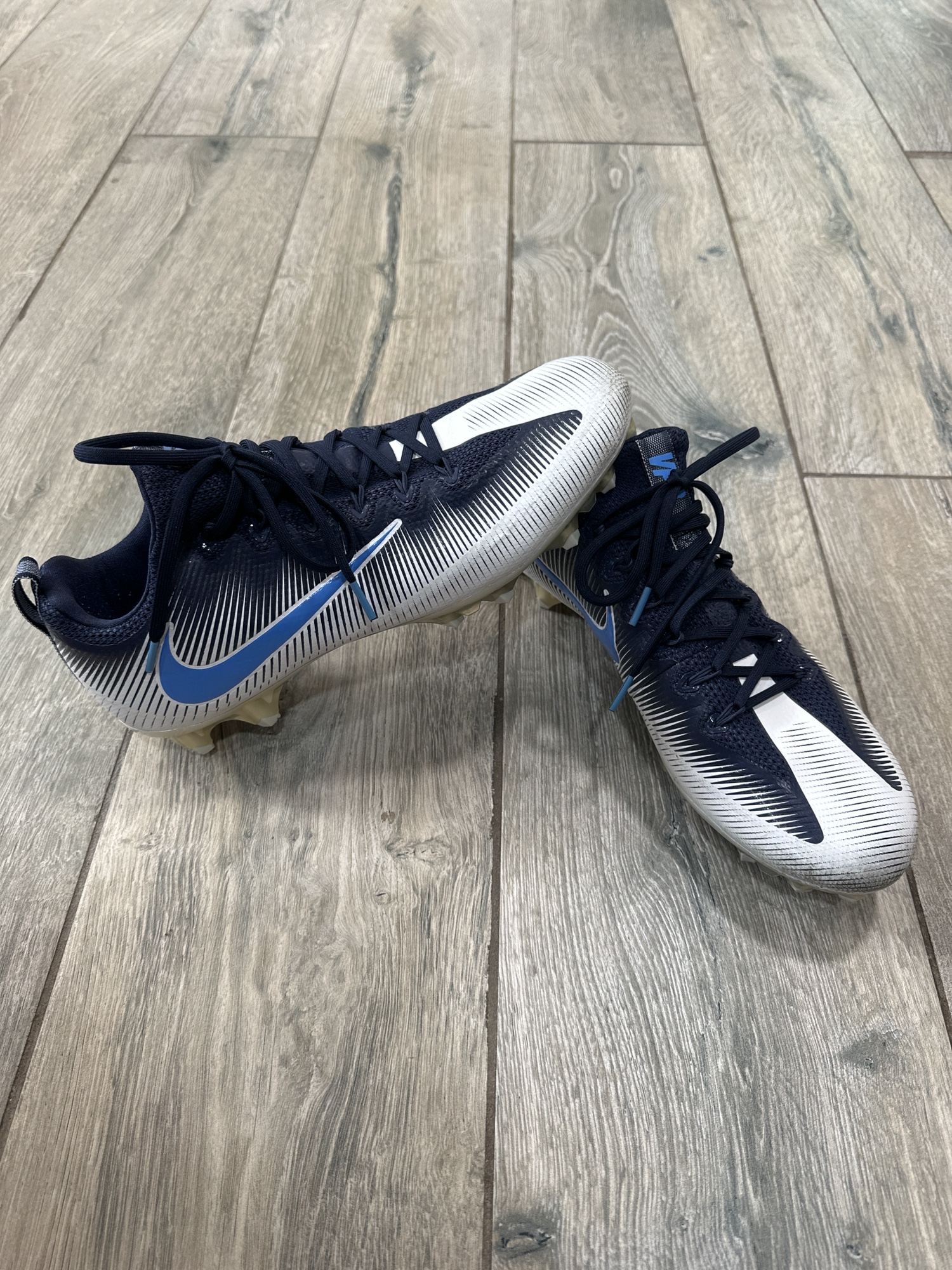 cheap nike lacrosse cleats