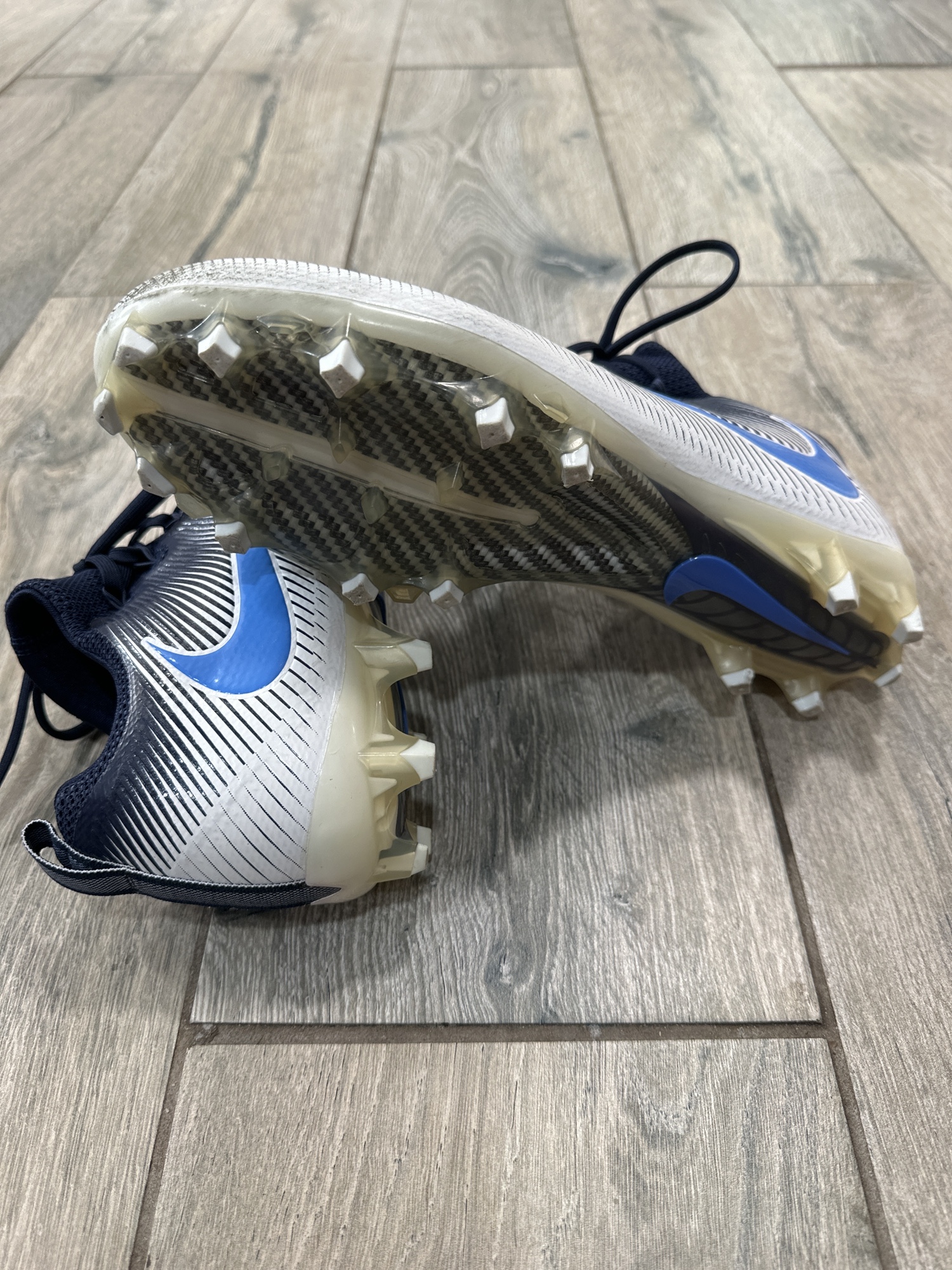 cheap nike lacrosse cleats
