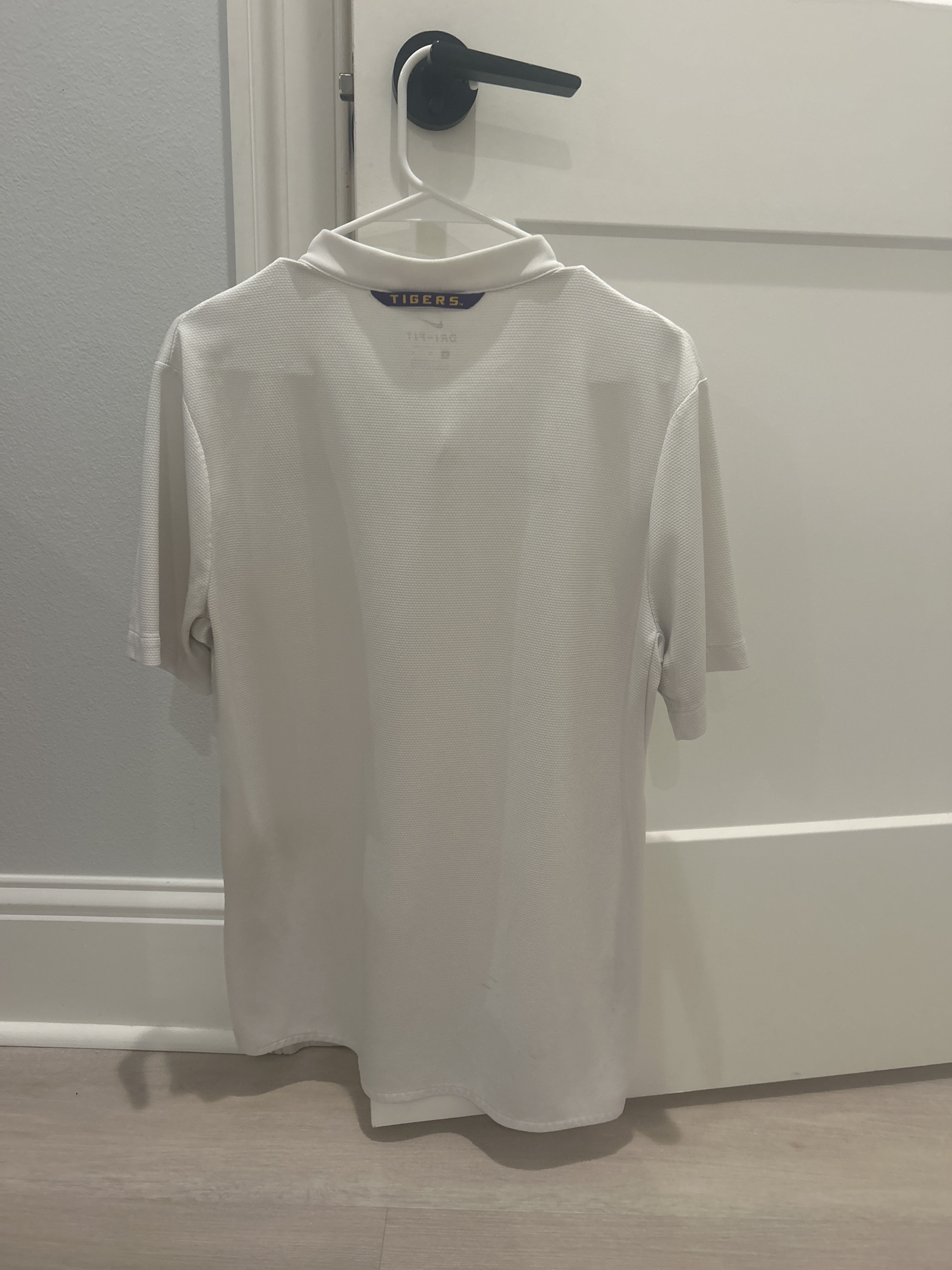 nike golf shirt without collar