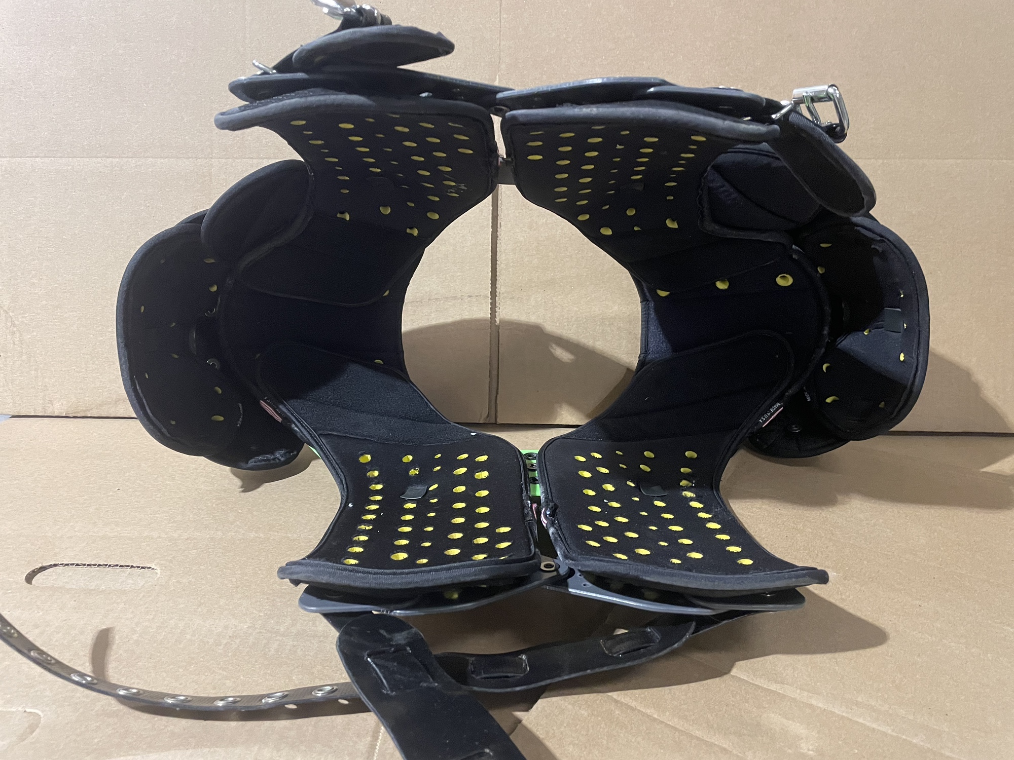 Adult 2XLarge Xtech Shoulder Pads SidelineSwap