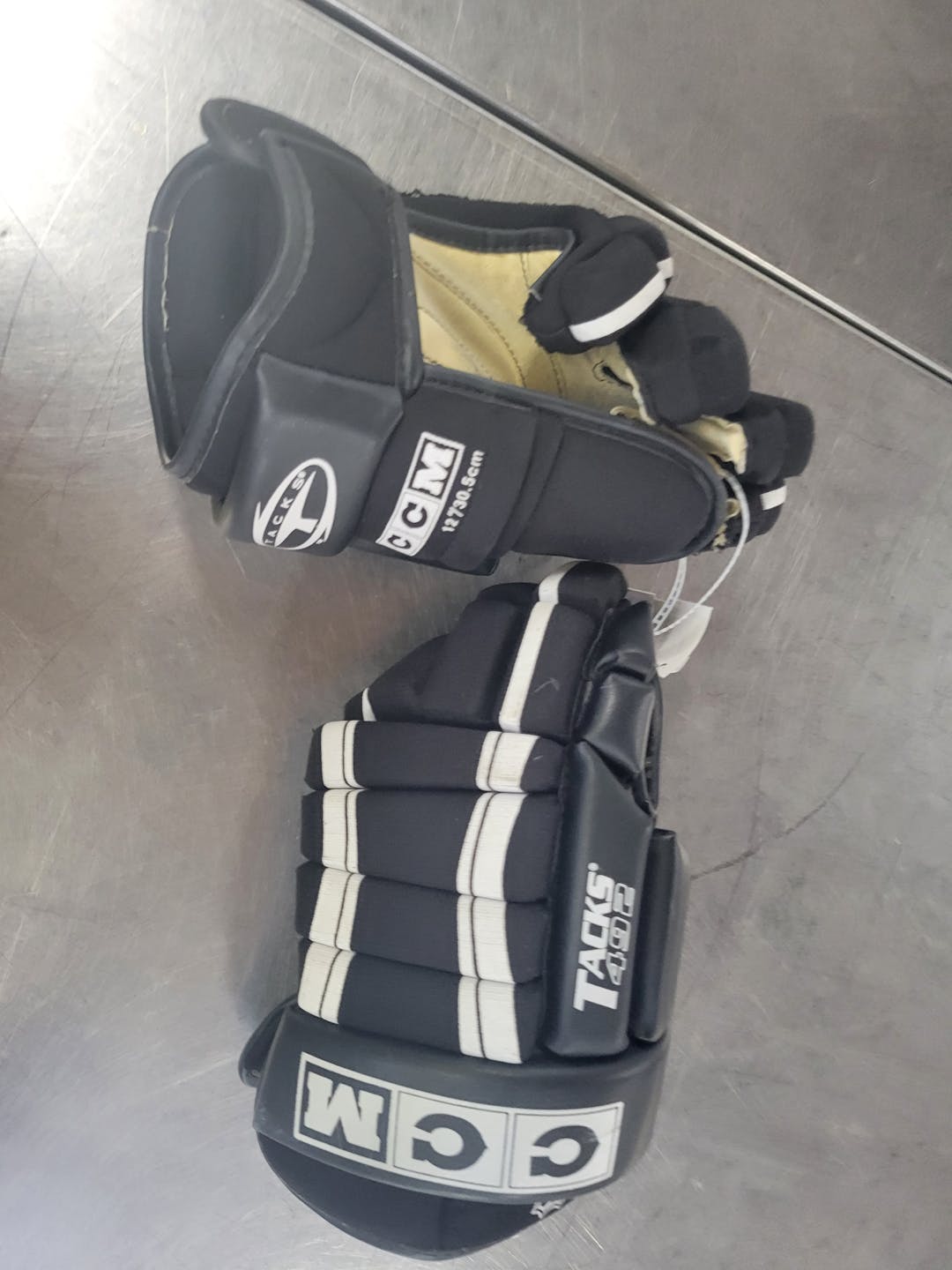 Used Ccm Tacks 492 12" Hockey Gloves SidelineSwap
