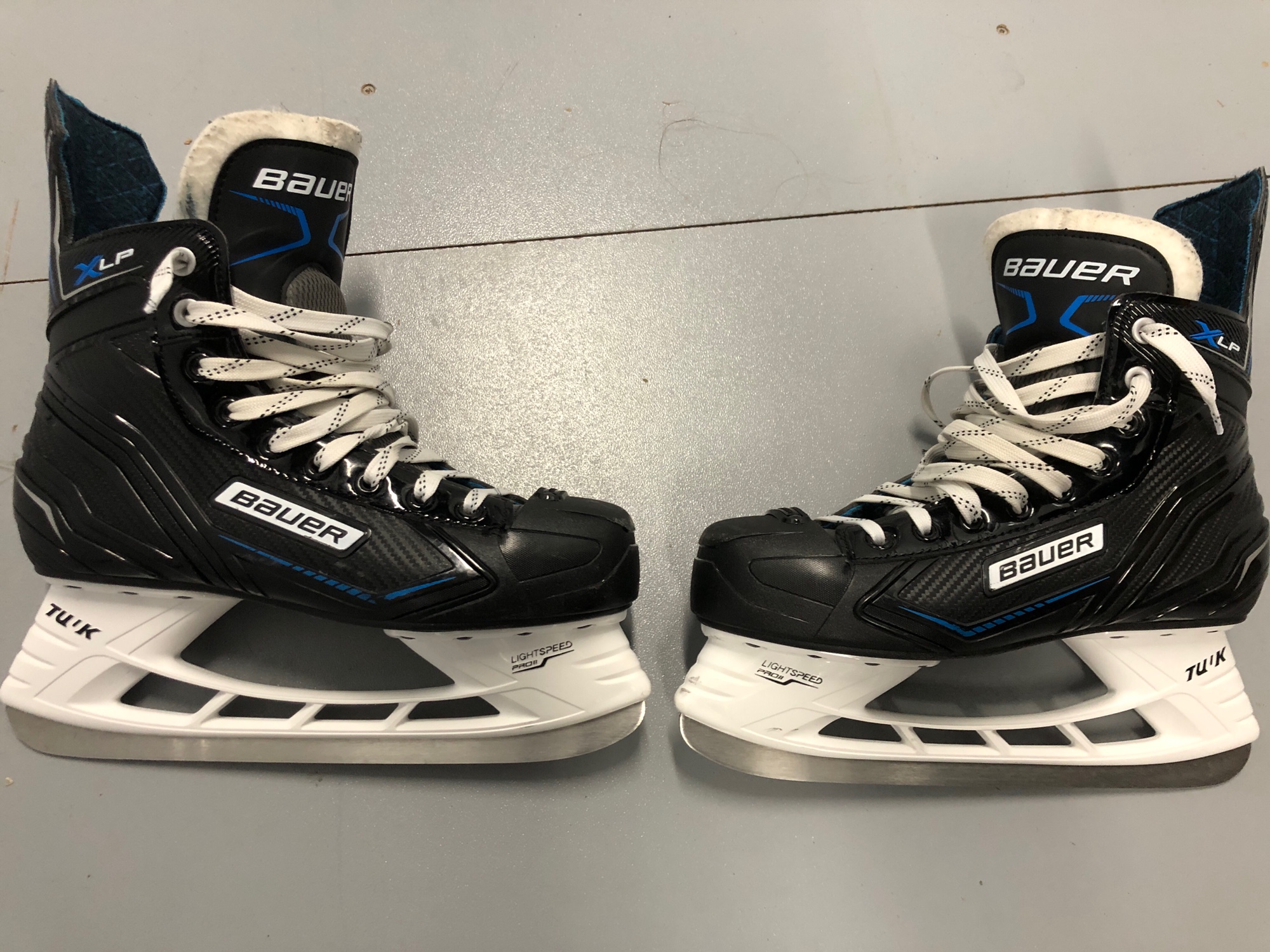 Bauer XLP Hockey Skates Size 8 SidelineSwap