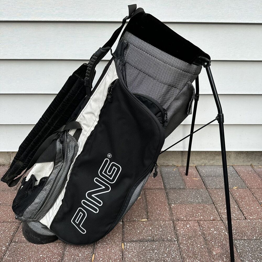 Ping Hoofer 2 Golf Club 4 Way Carry Stand Bag Dual Straps Black White
