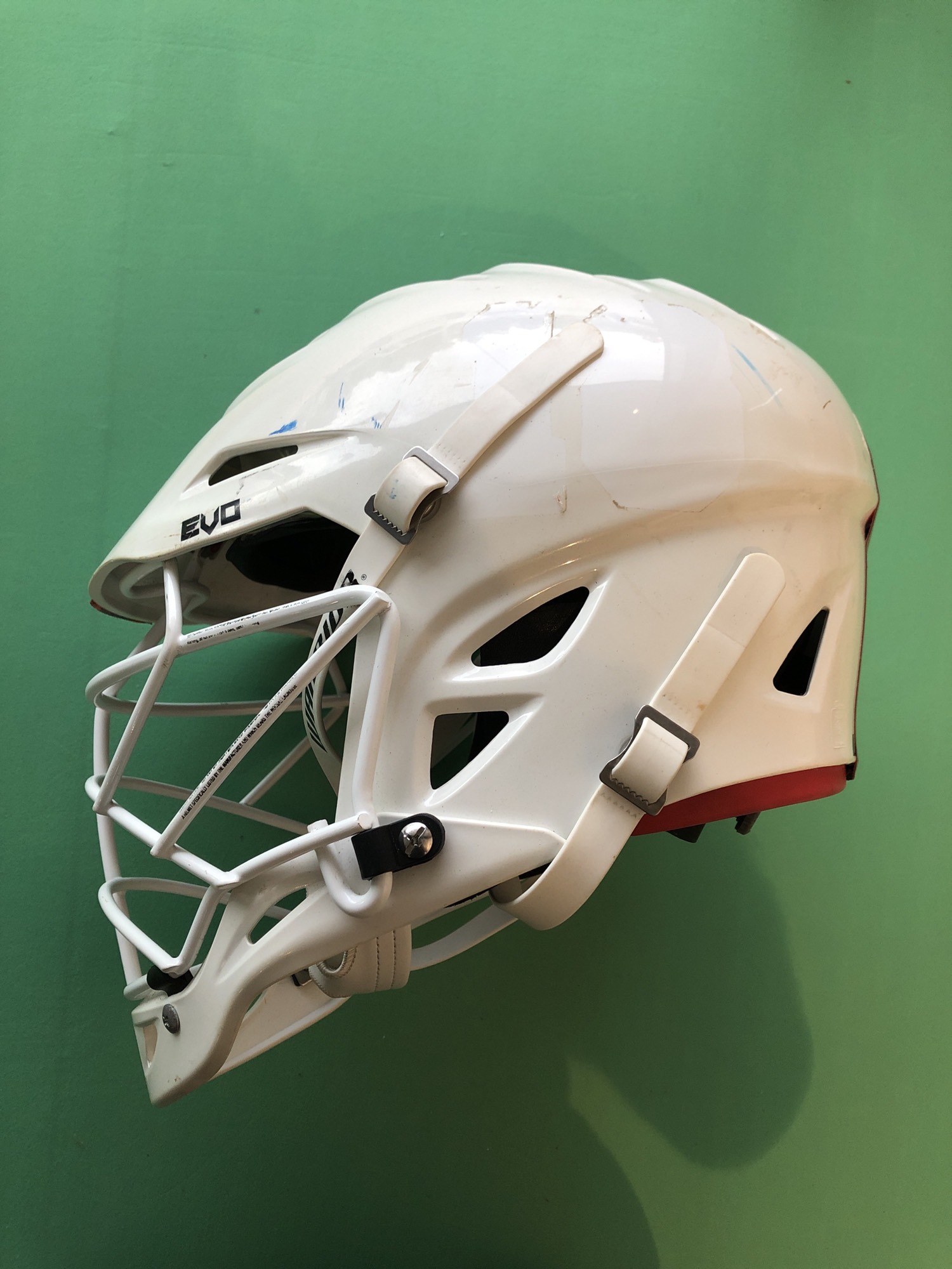 Used Warrior Evo Lacrosse Helmet (Small/Medium) SidelineSwap