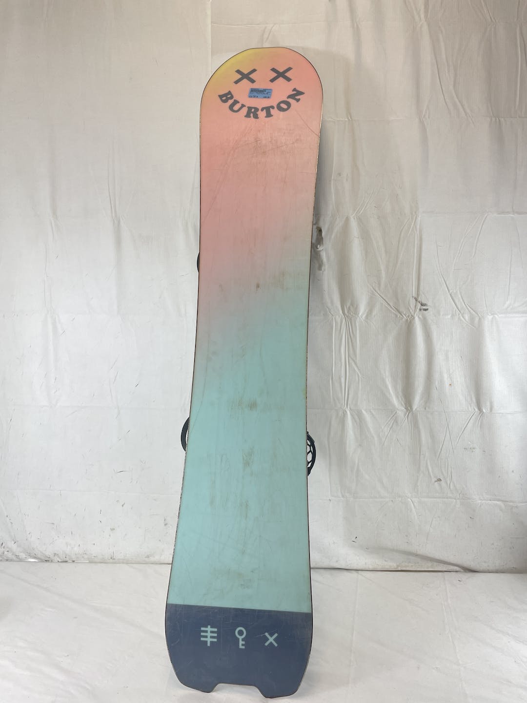 Used Burton Skeleton Key 154 Cm Snowboard Combo W Union Bindings