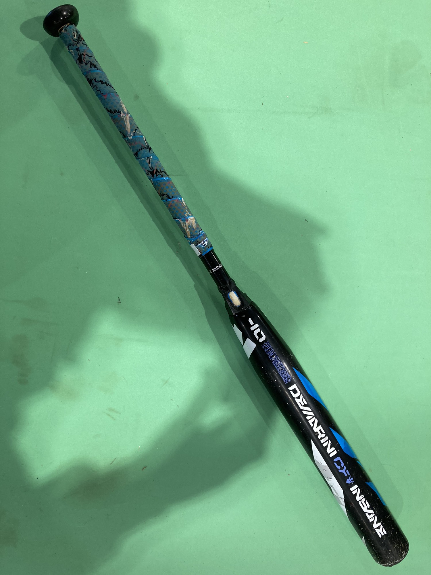 Used 2019 DeMarini CF INSANE Composite Bat 10 23OZ 33" SidelineSwap