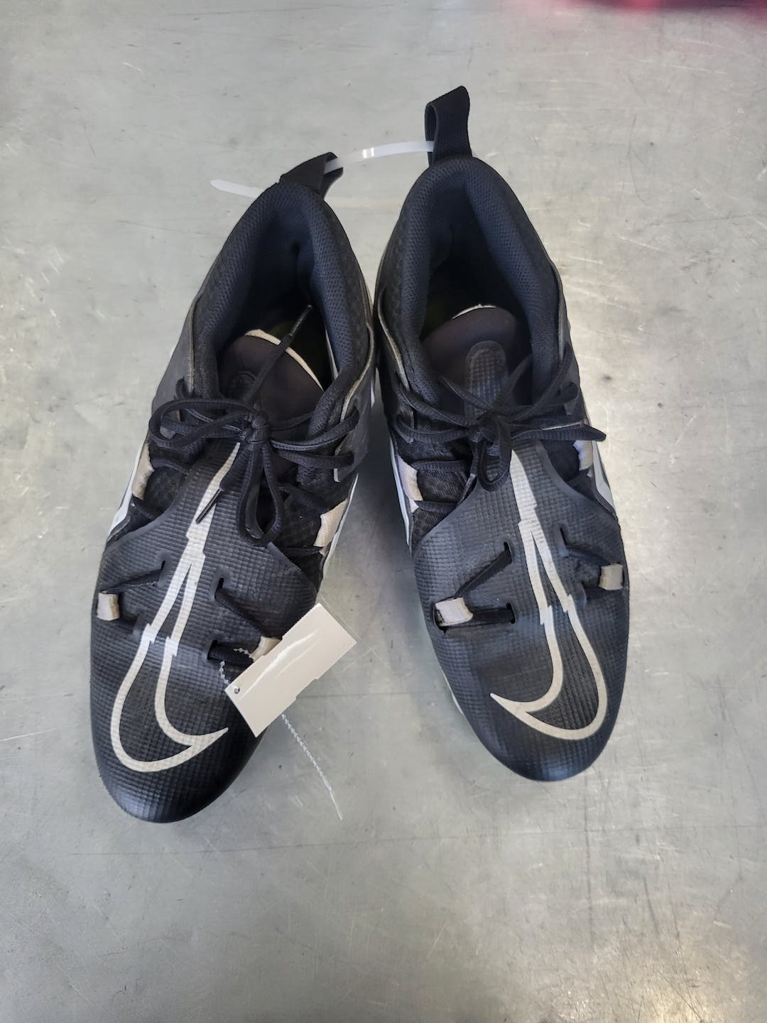 Used Nike Senior 11 Football Cleats SidelineSwap
