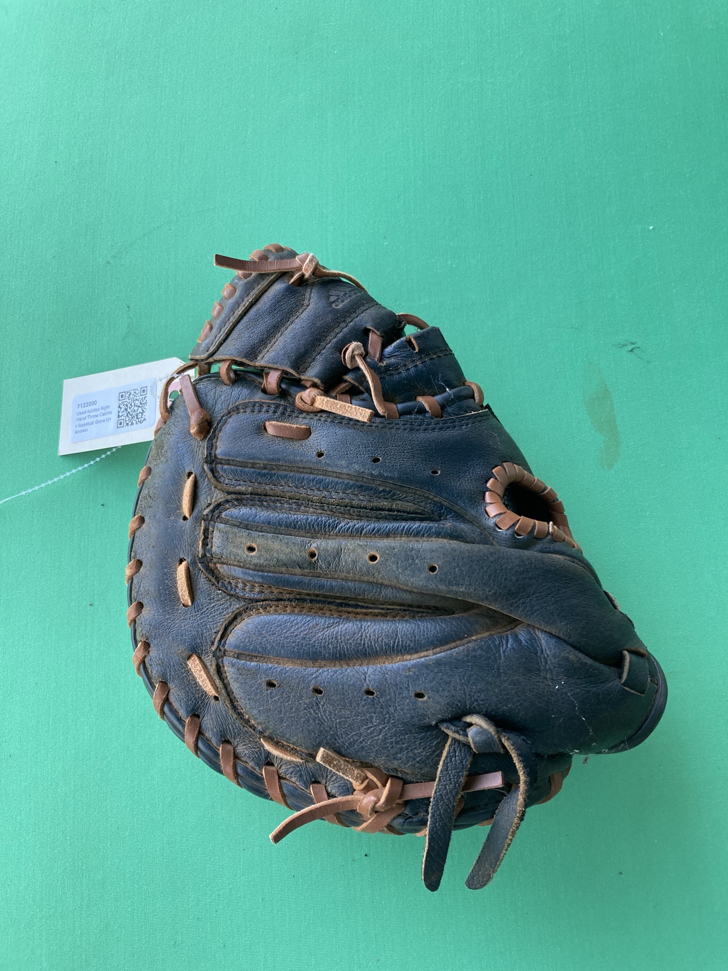 Used Adidas Right Hand Throw Catcher Baseball Glove Unknown SidelineSwap