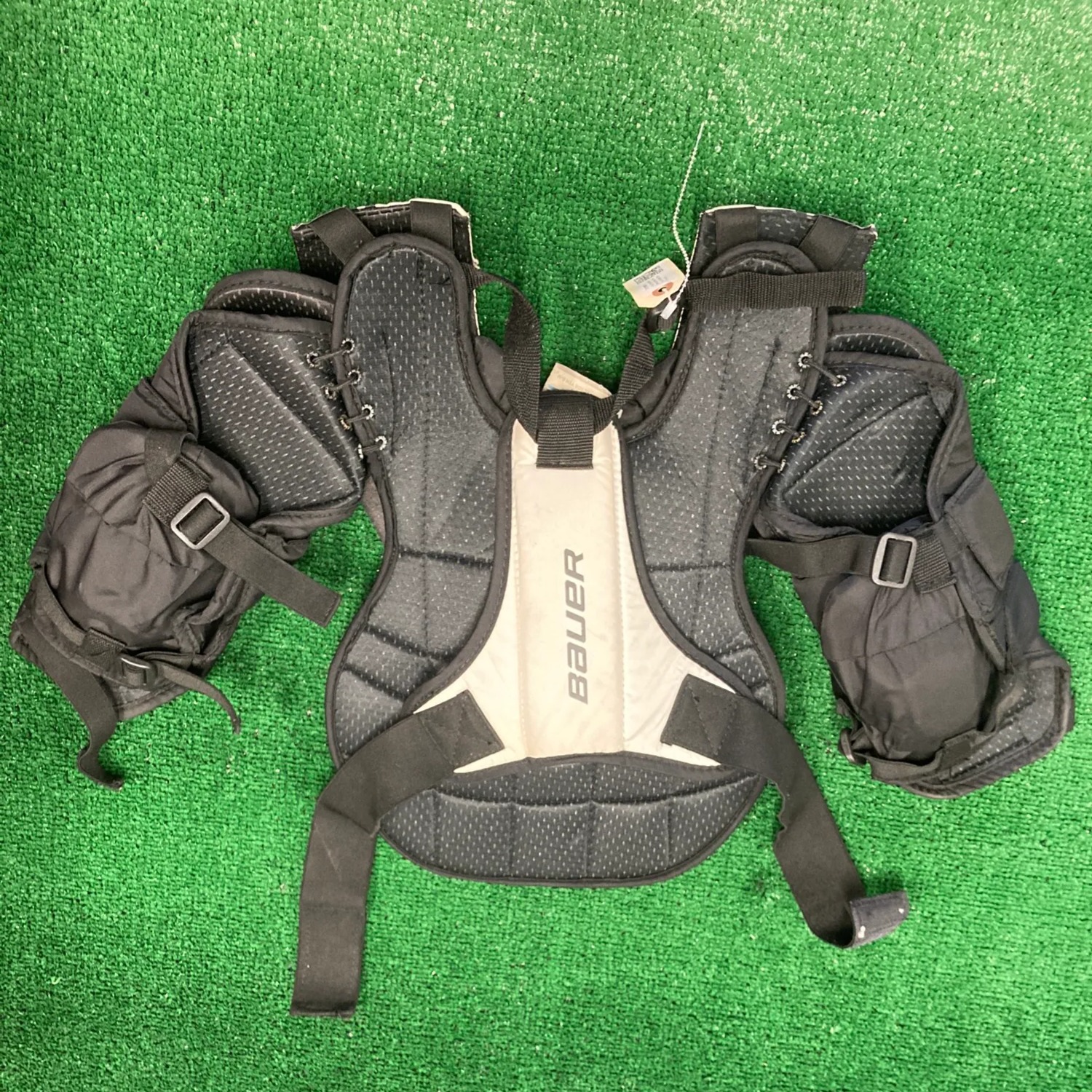 Youth Used Small/Medium Bauer Prodigy 2.0 Goalie Chest Protector
