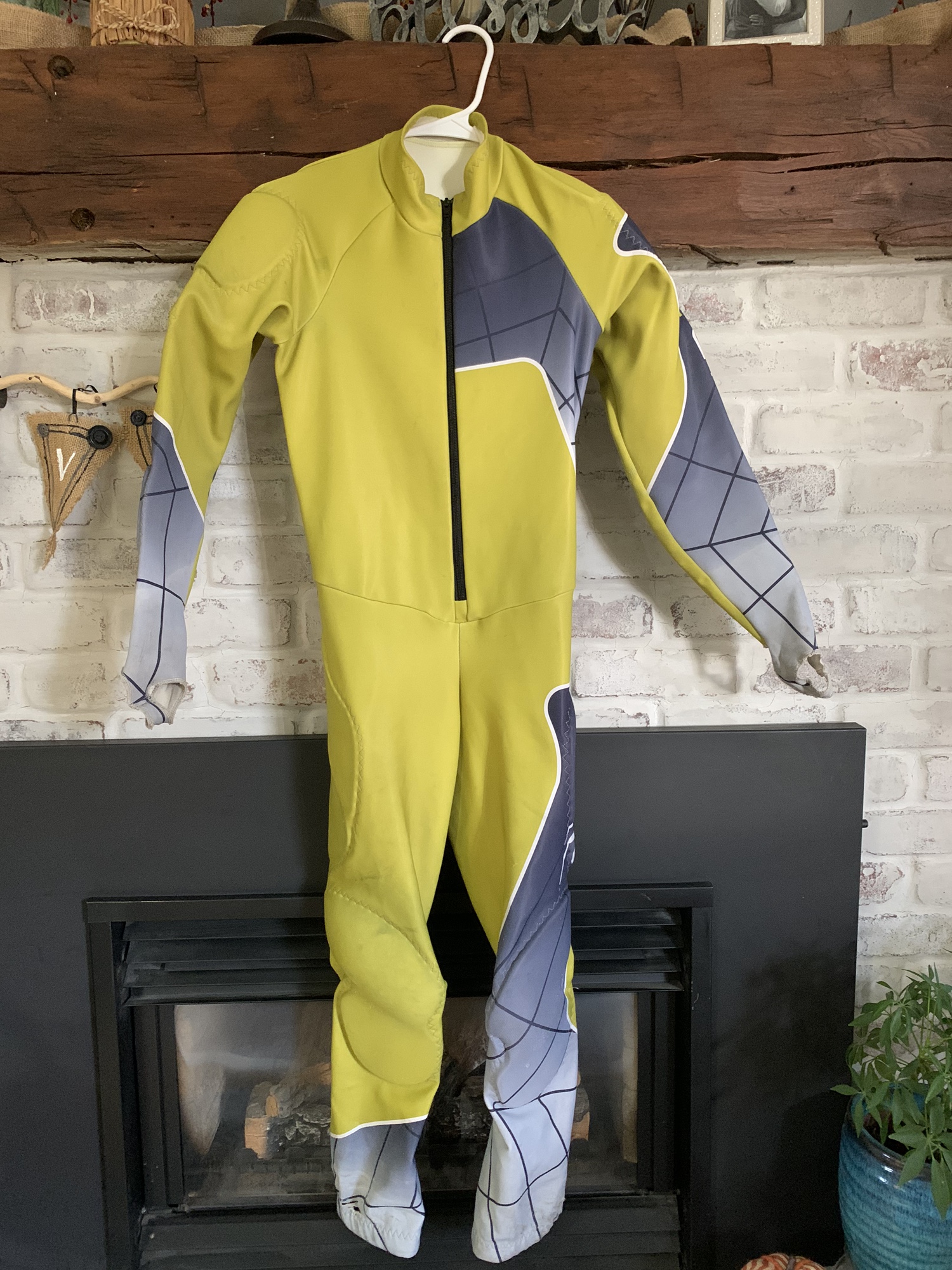 Spider youth ski race suit SidelineSwap