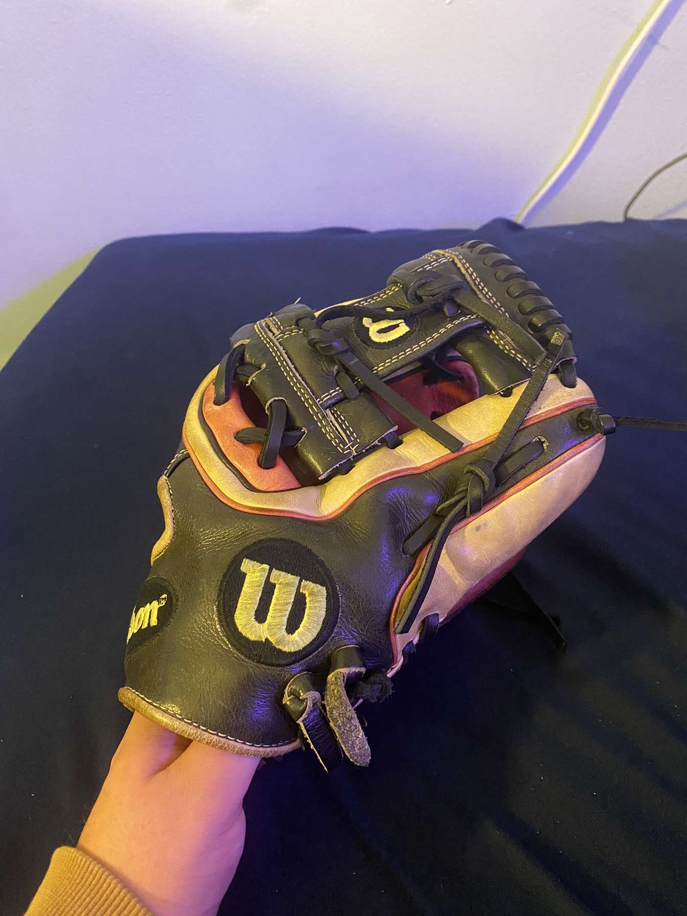 Used Right Hand Throw 11.5" A2K Baseball Glove SidelineSwap