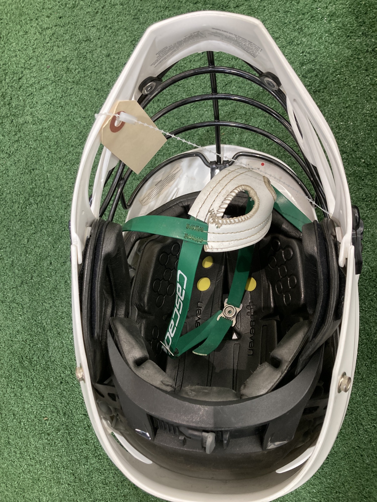 Used Cascade R Helmet SidelineSwap