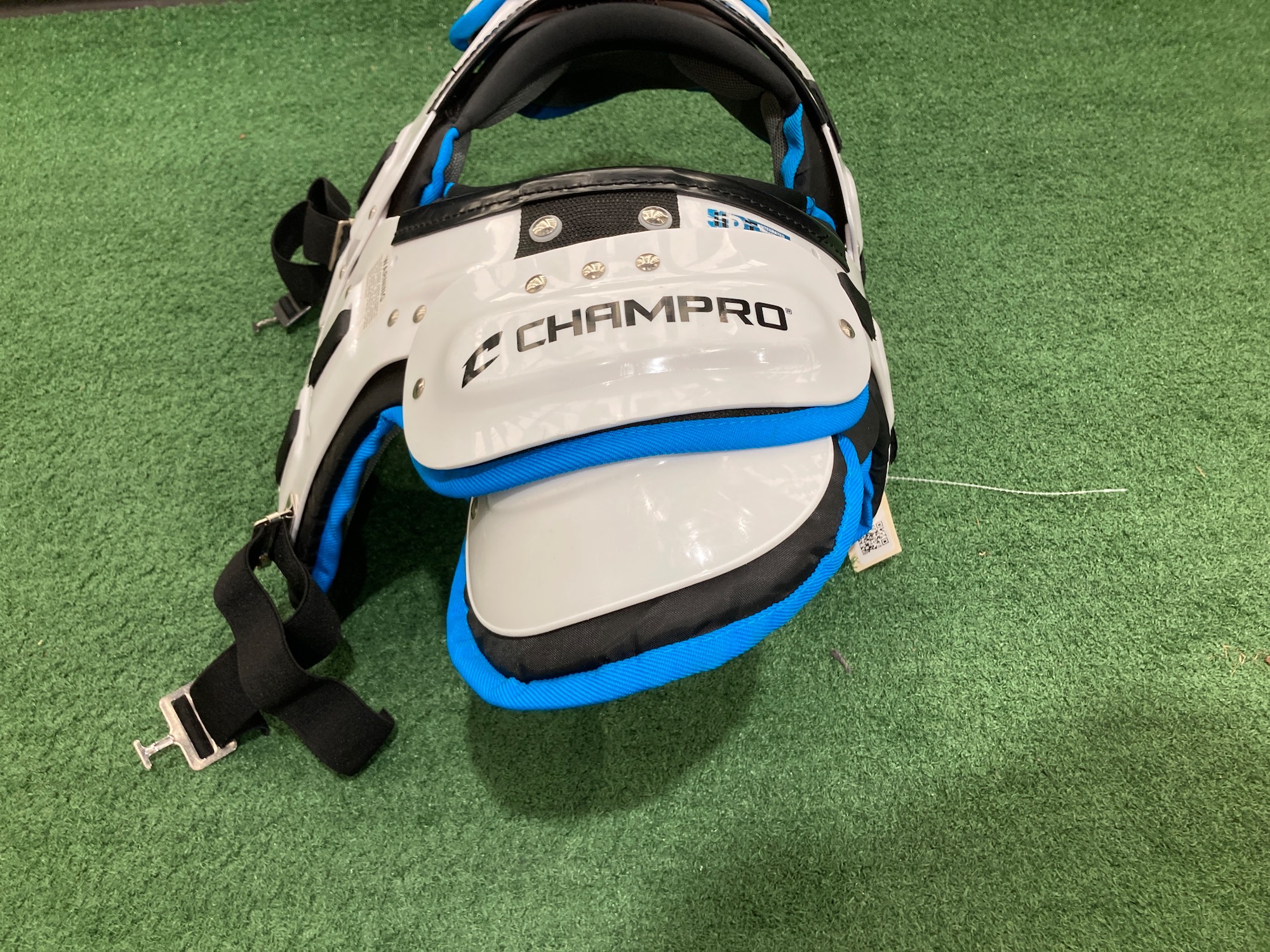 Used Medium Champro AMT 1000 Shoulder Pads SidelineSwap