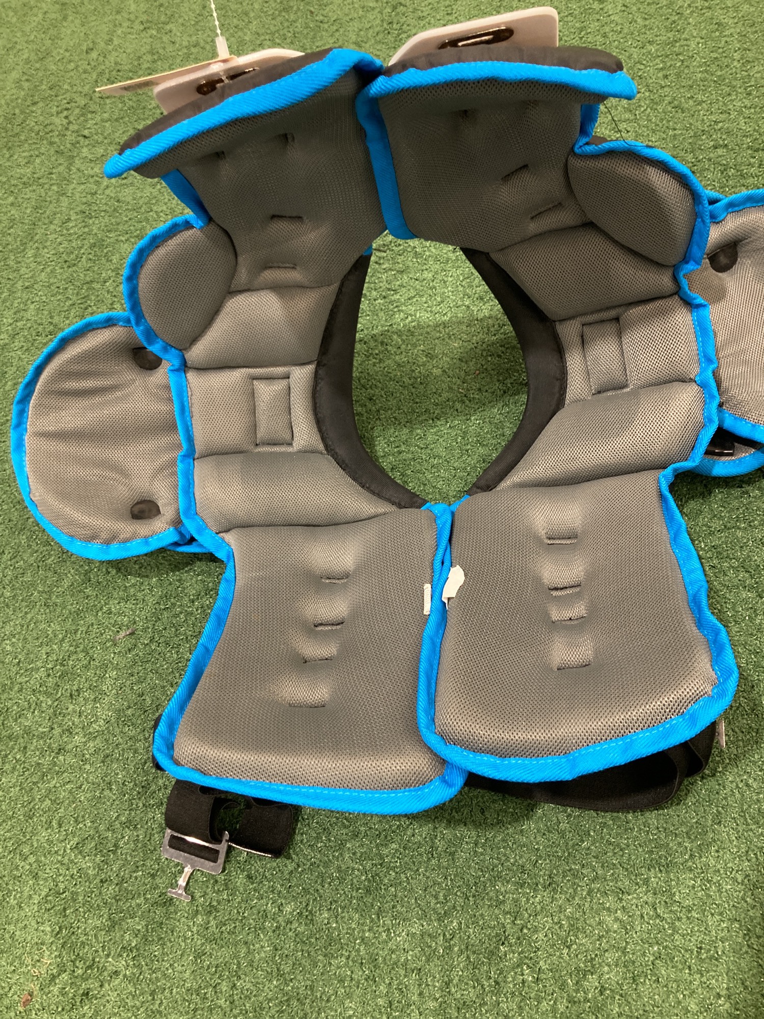 Used Medium Champro AMT 1000 Shoulder Pads SidelineSwap