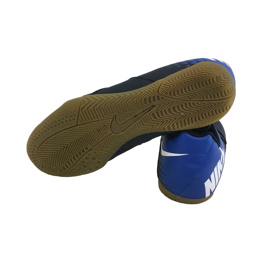 Used Nike Bomba Senior 7 Indoor Soccer Indoor Cleats SidelineSwap