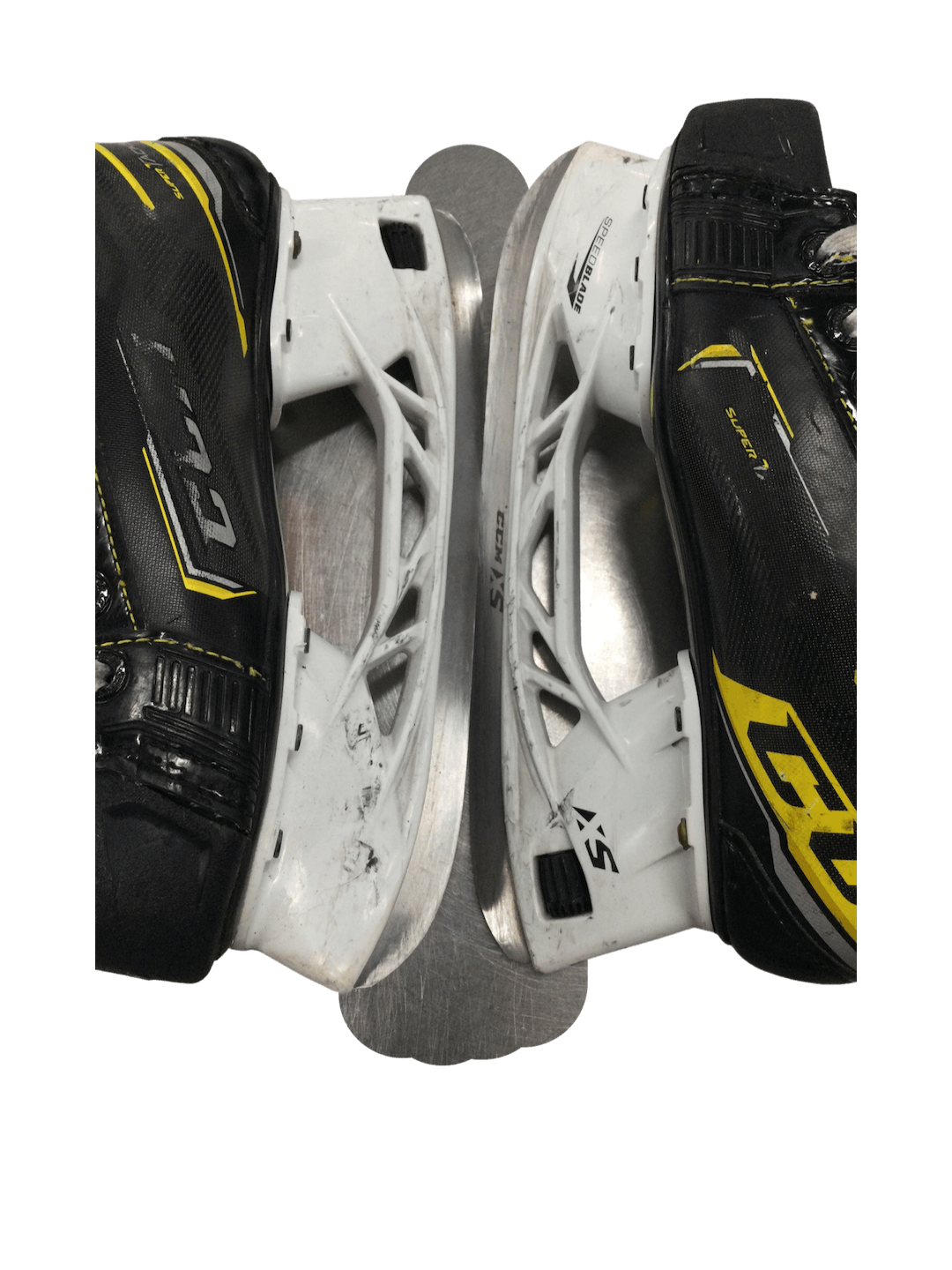 Used Ccm Super Tacks 9380 Junior 04 Ice Hockey Skates SidelineSwap