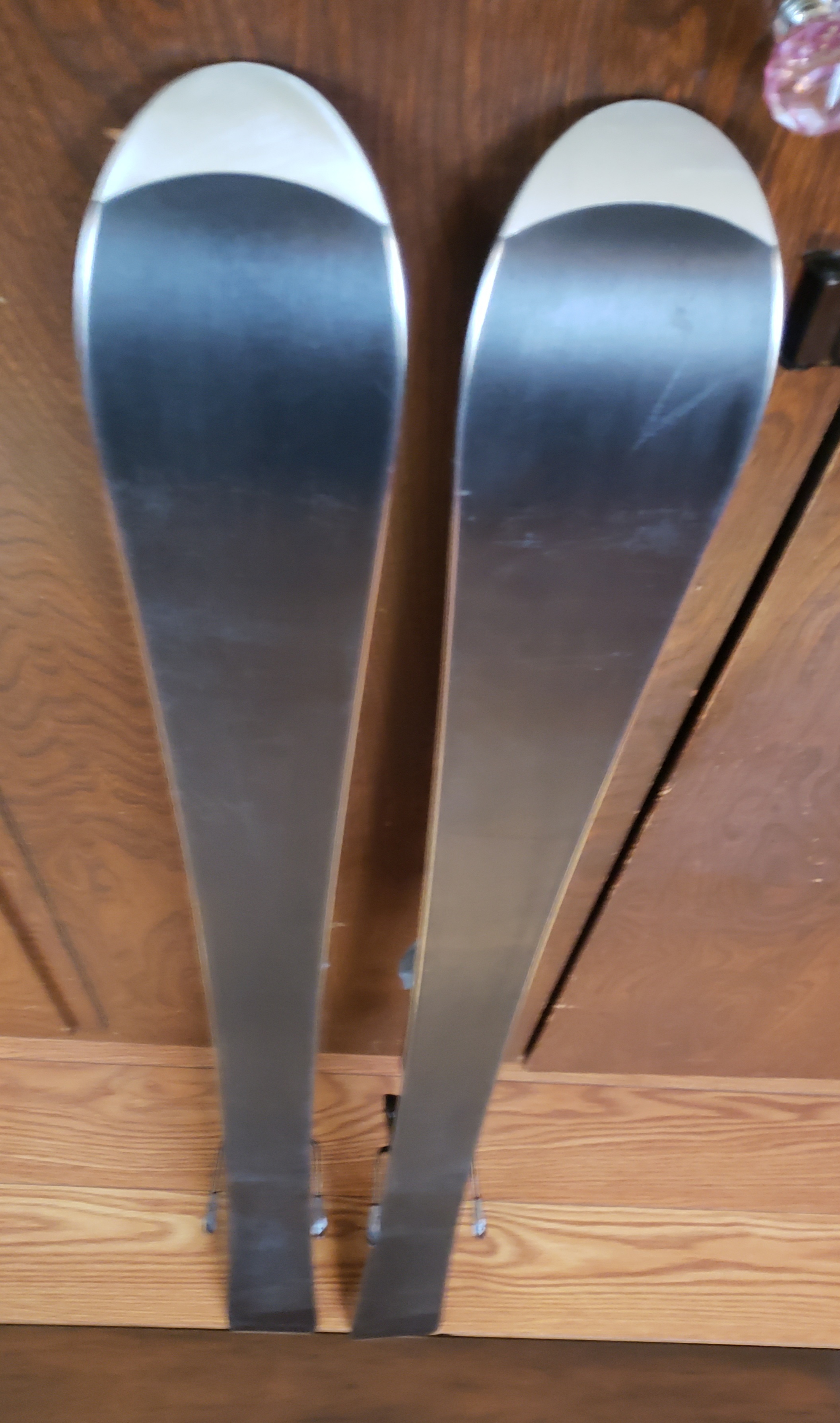 KIDS 120cm ROSSIGNOL EDGE JR. SKIS w/JR. Rossignol COMP J Easy Adjust