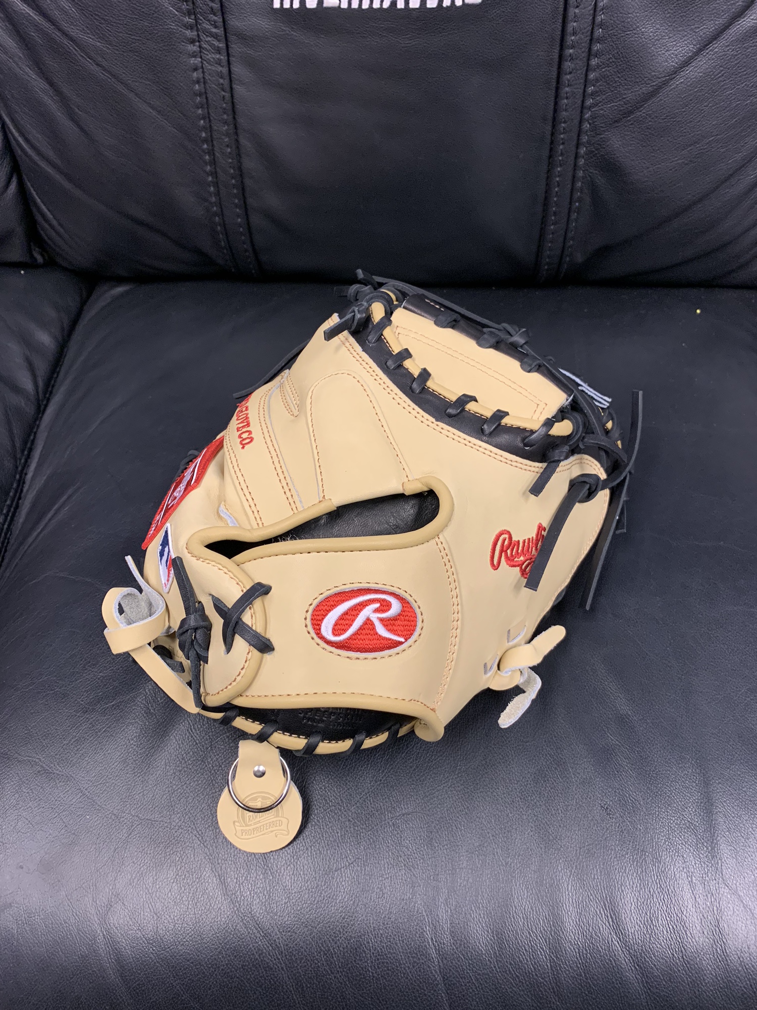 Brand New Rawlings Catchers Mitt SidelineSwap