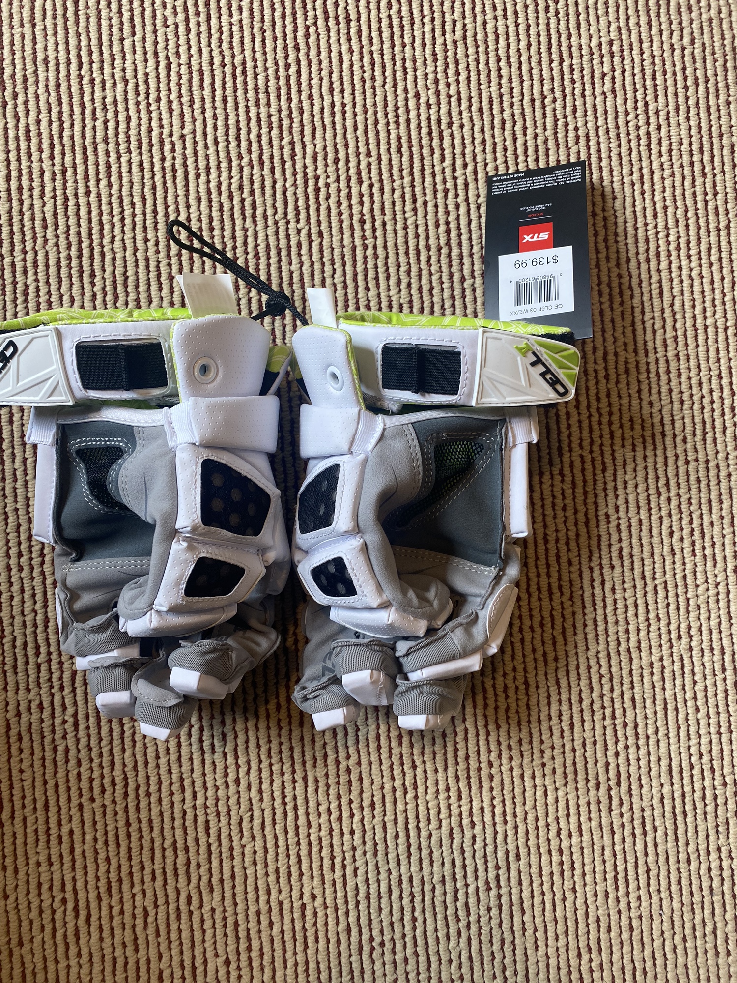 New Player's STX Large Cell V Lacrosse Gloves SidelineSwap