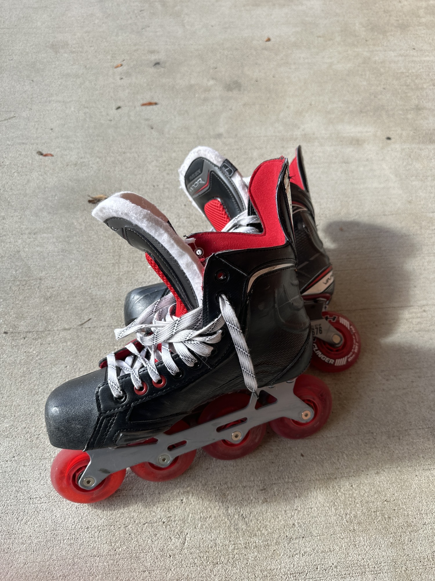 Used Bauer Vapor XR500 Inline Skates D&R (Regular) 8.5 SidelineSwap