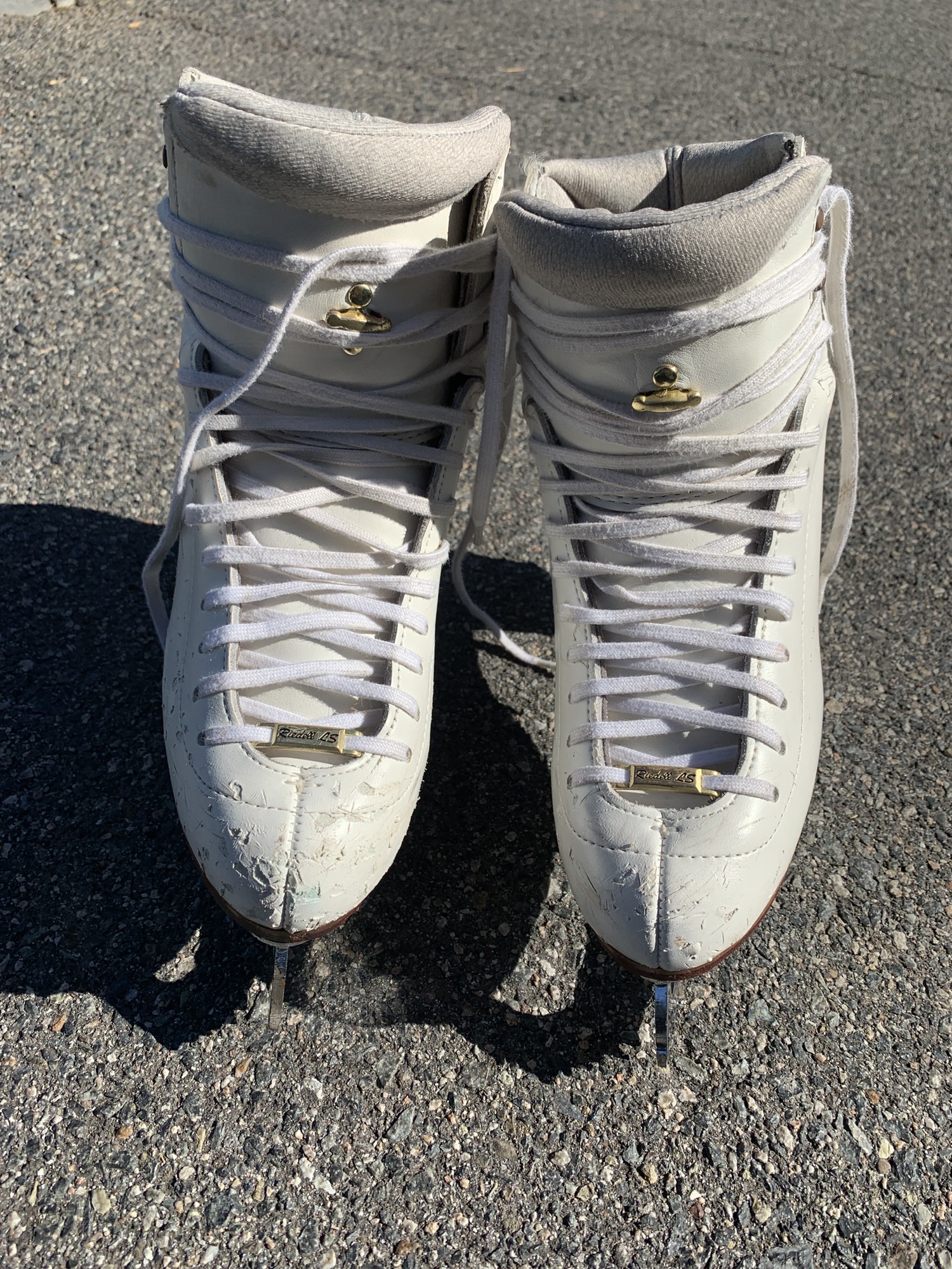 Used Riedell Figure Skates 4.5 SidelineSwap