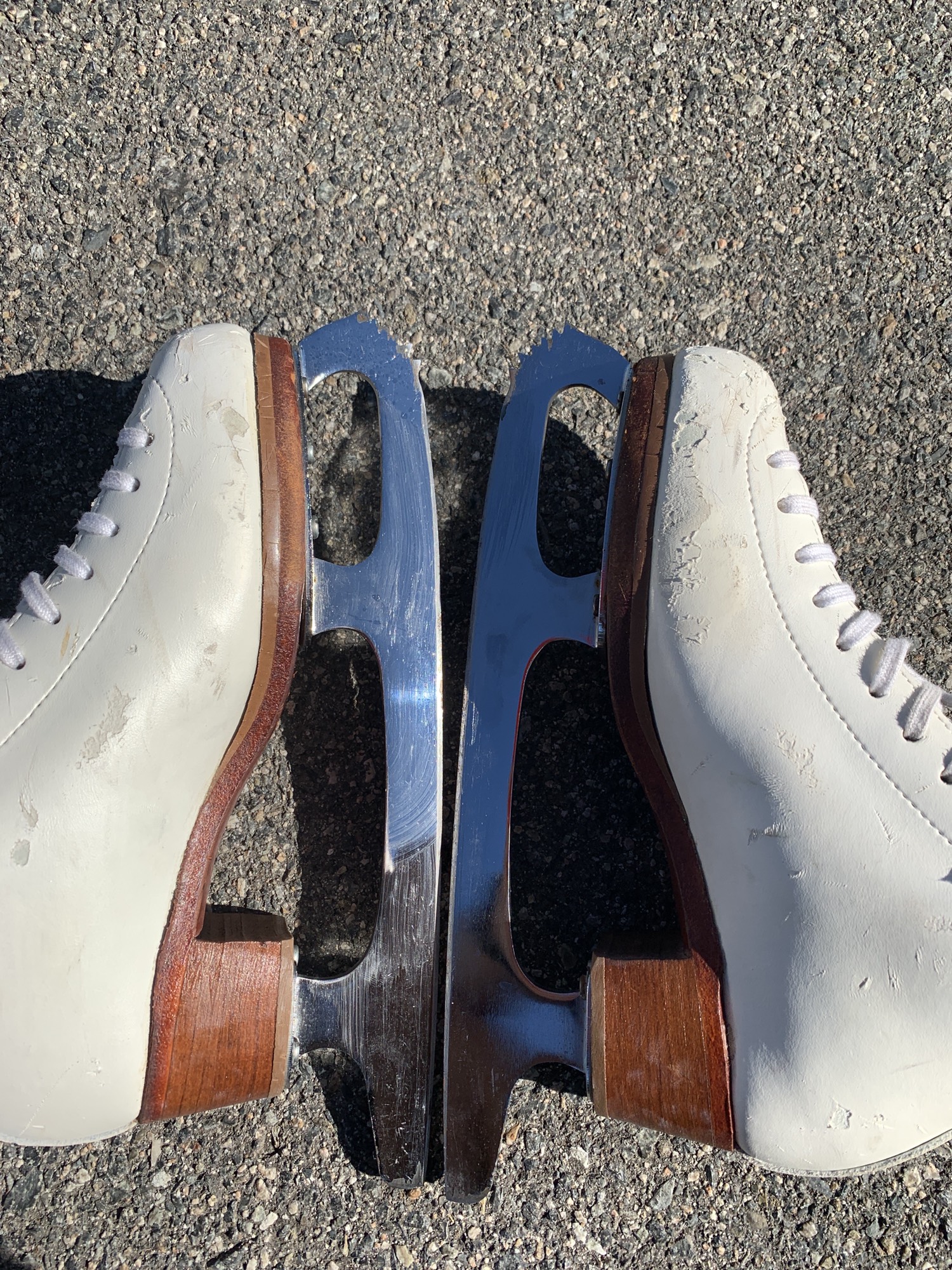 Used Riedell Figure Skates 4.5 SidelineSwap